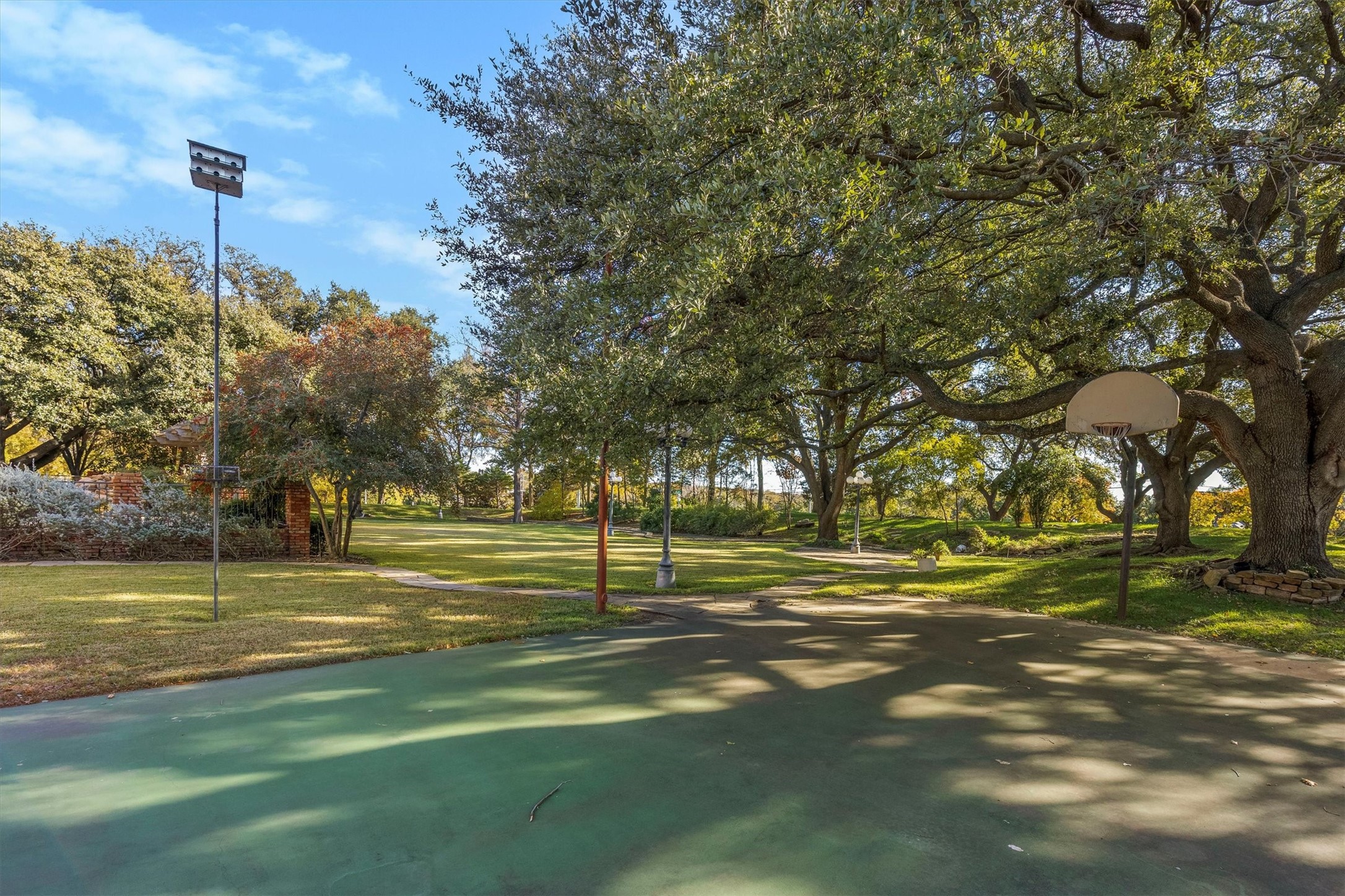 5600 Willow Bend Court