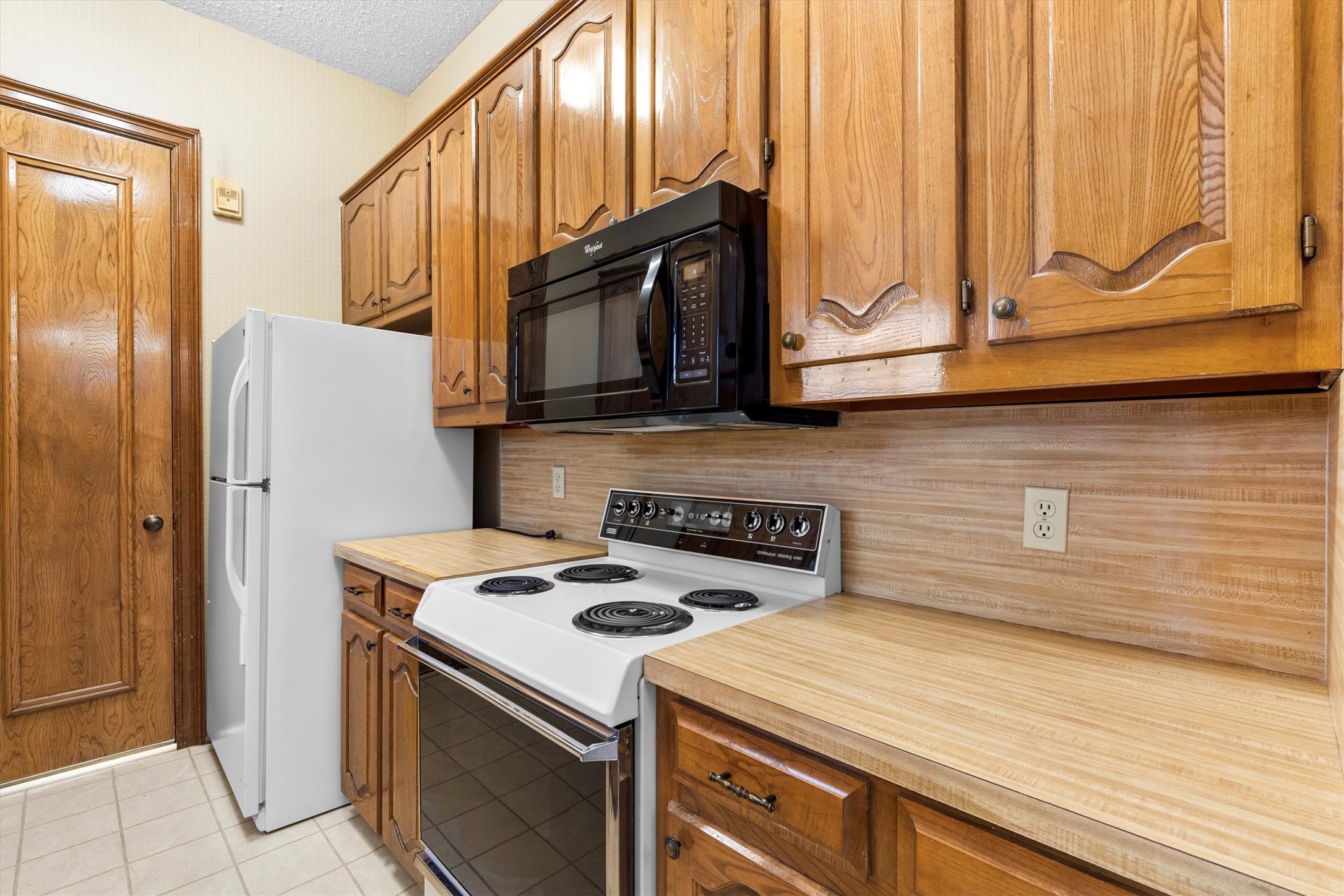 5600 Willow Bend Court