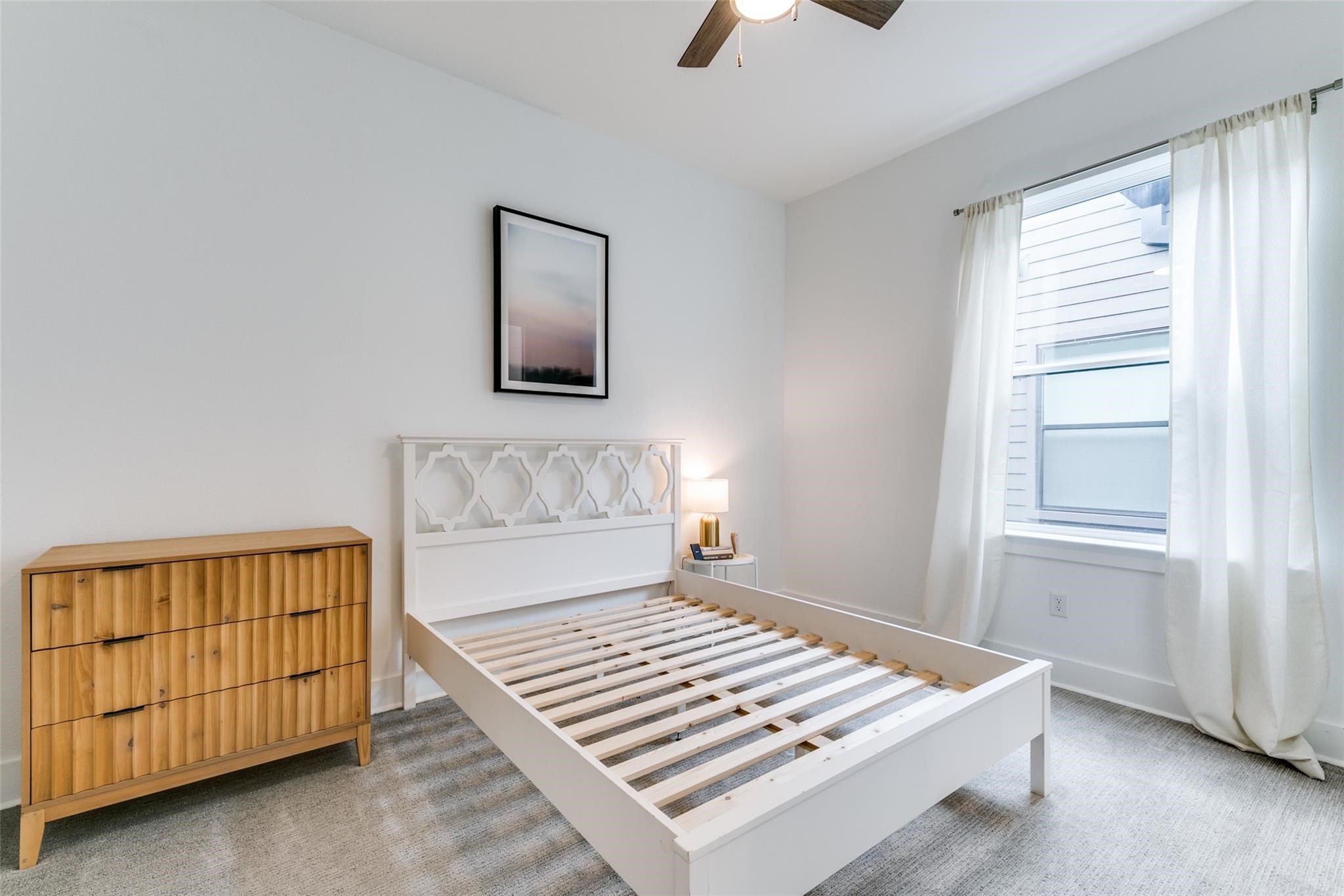 4205 Roseland Avenue 203