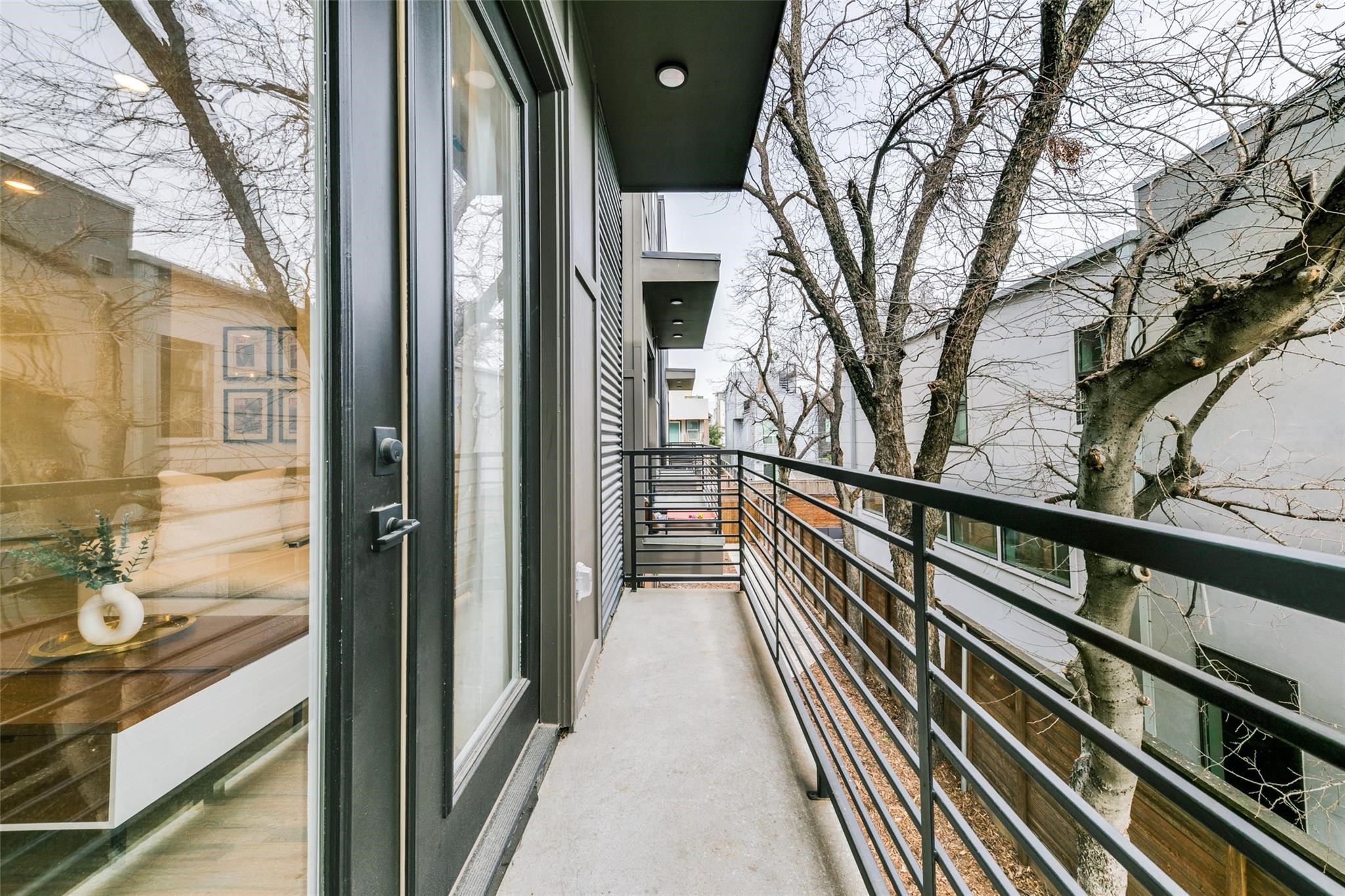 4205 Roseland Avenue 203