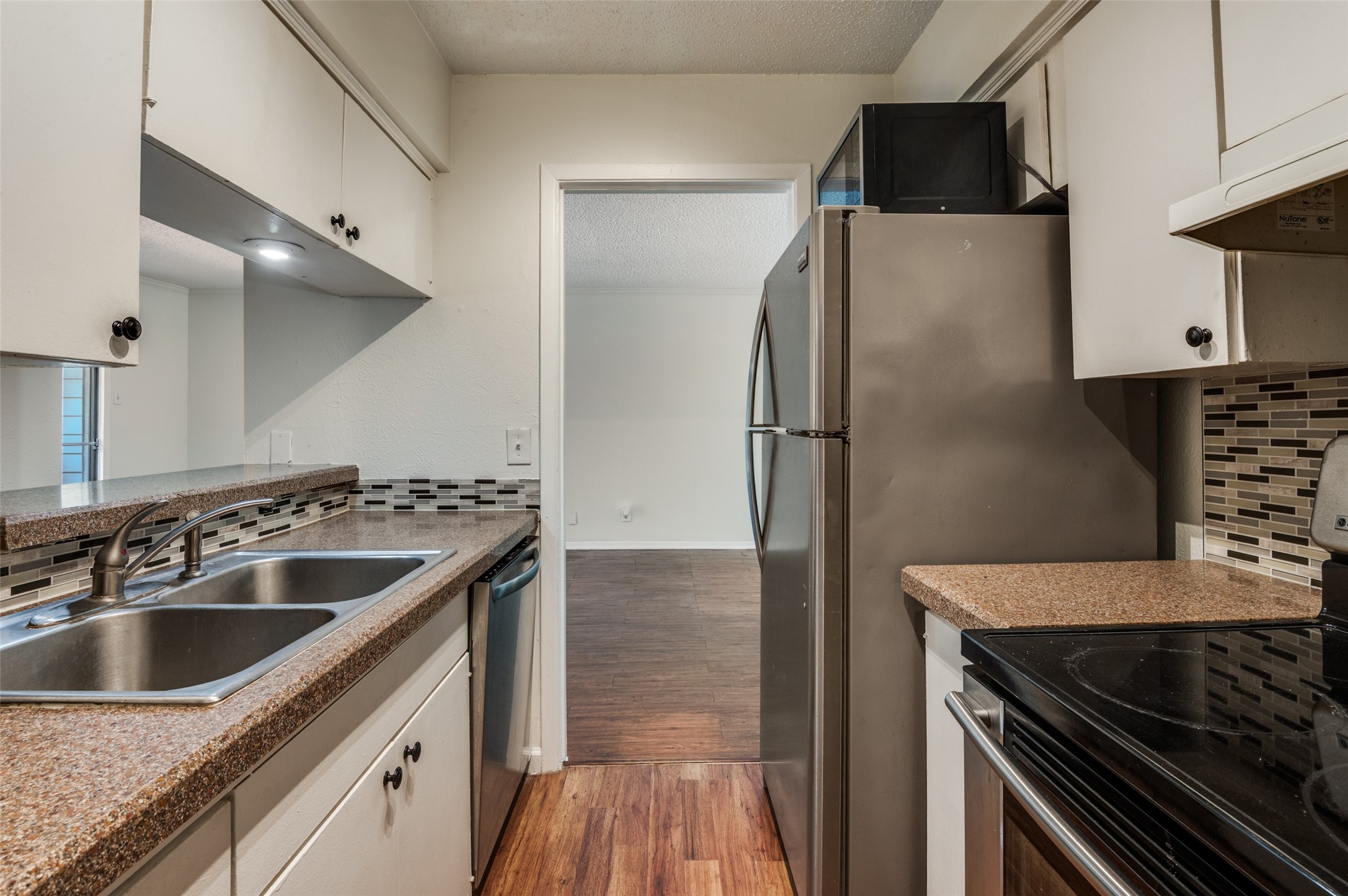 4859 Cedar Springs Road 254