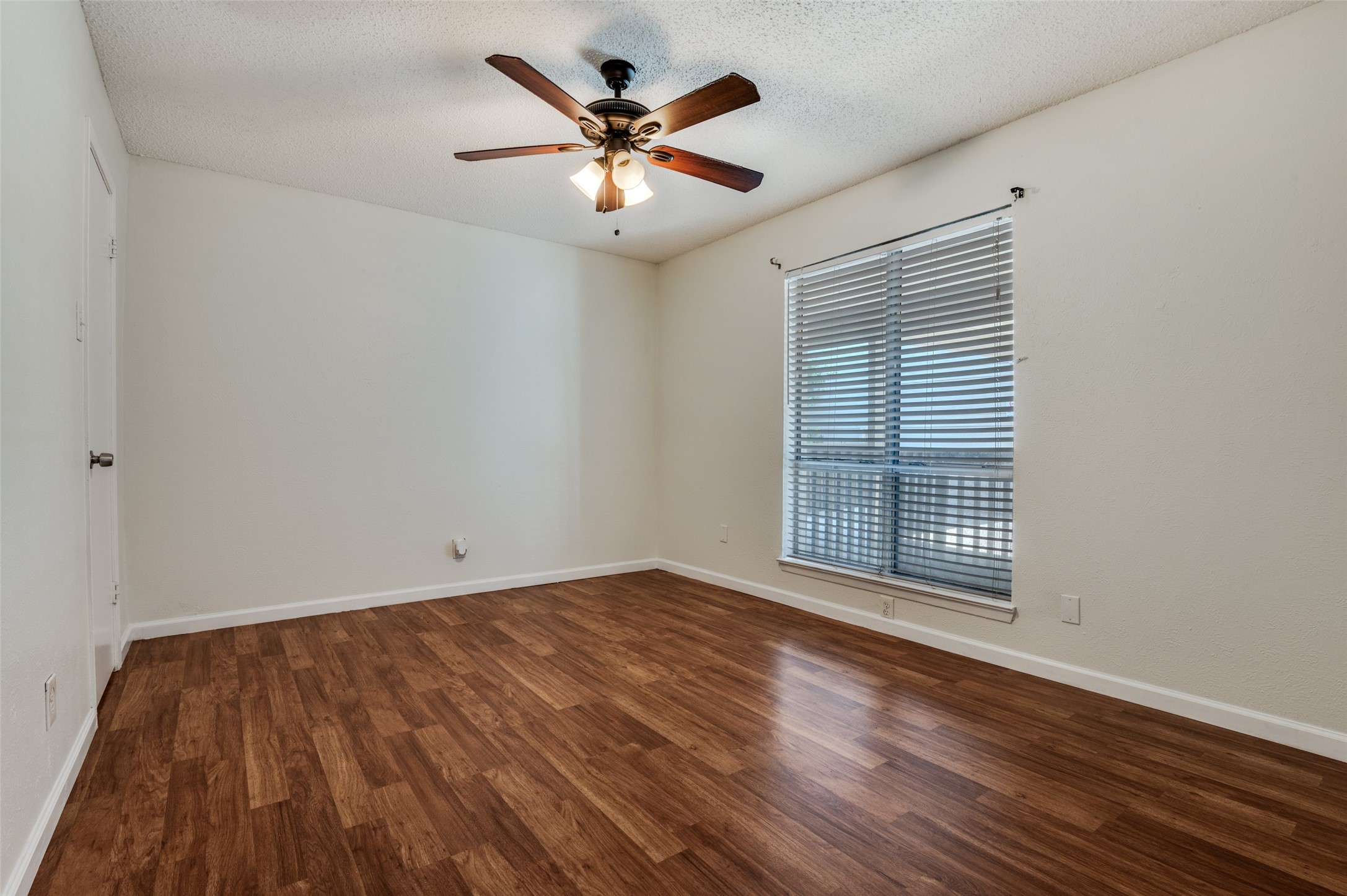 4859 Cedar Springs Road 254