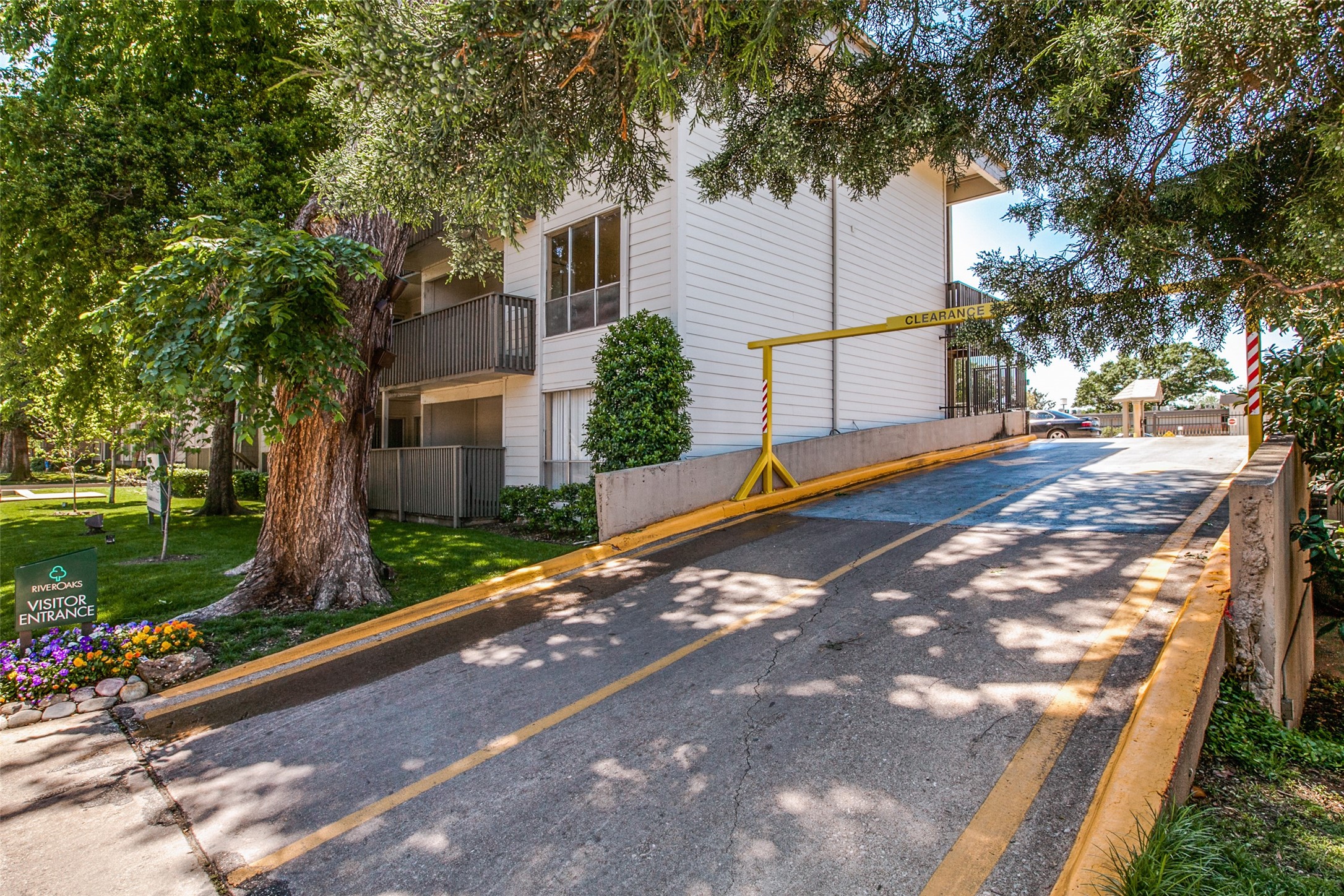 4859 Cedar Springs Road 254