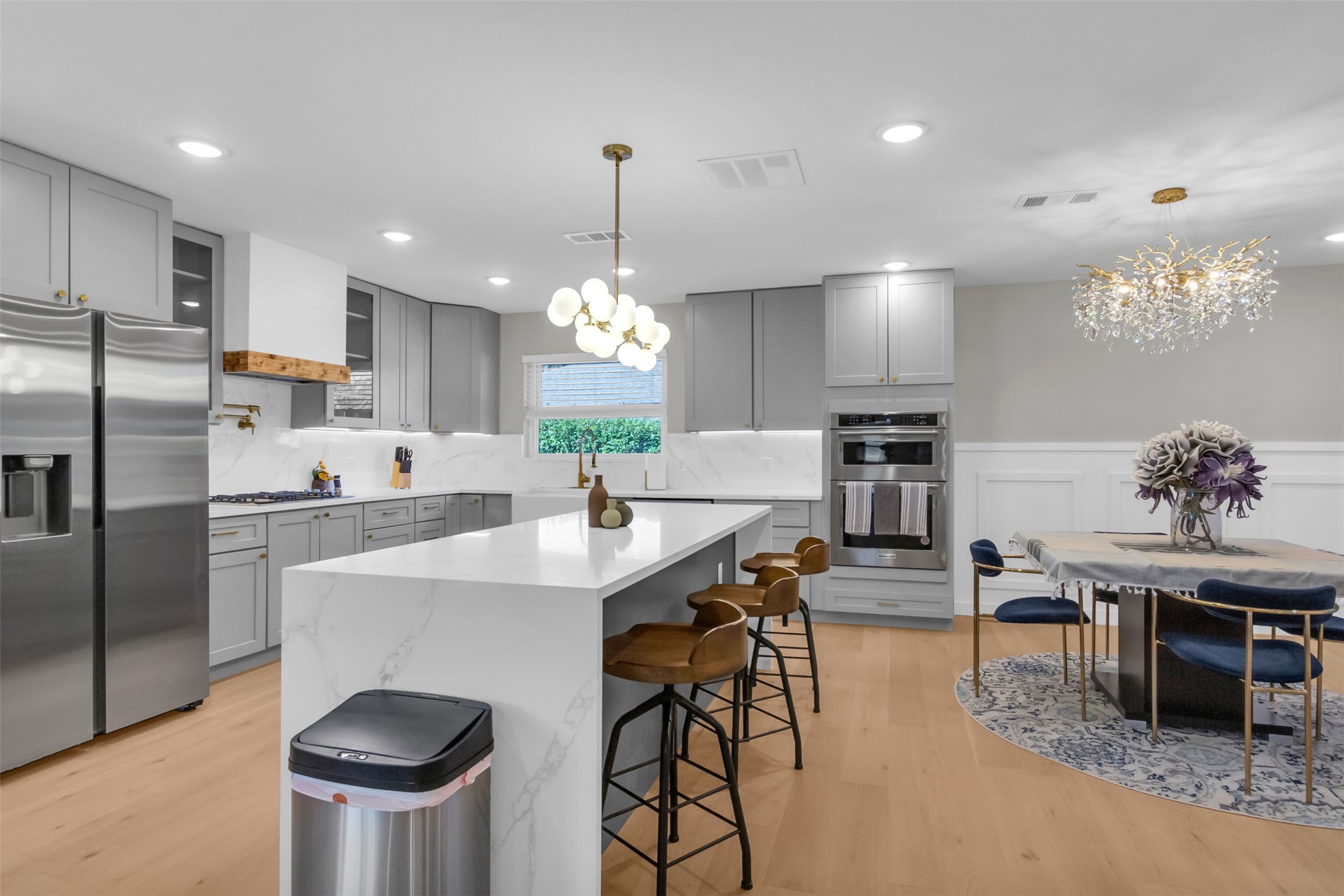 11107 Hillcrest Road