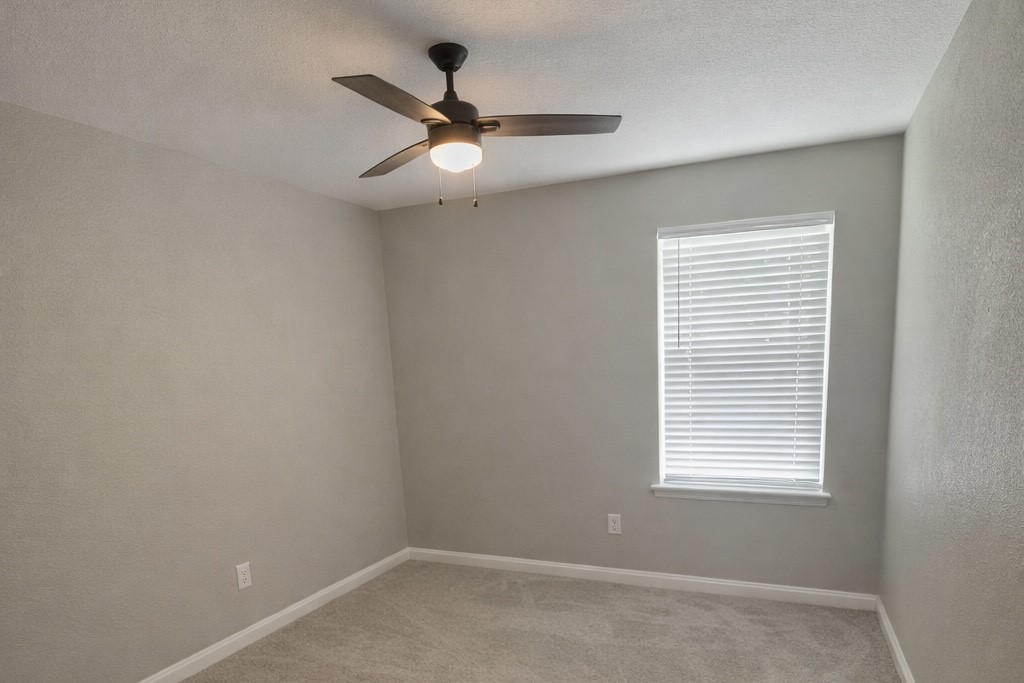 5015 Royal Springs Drive