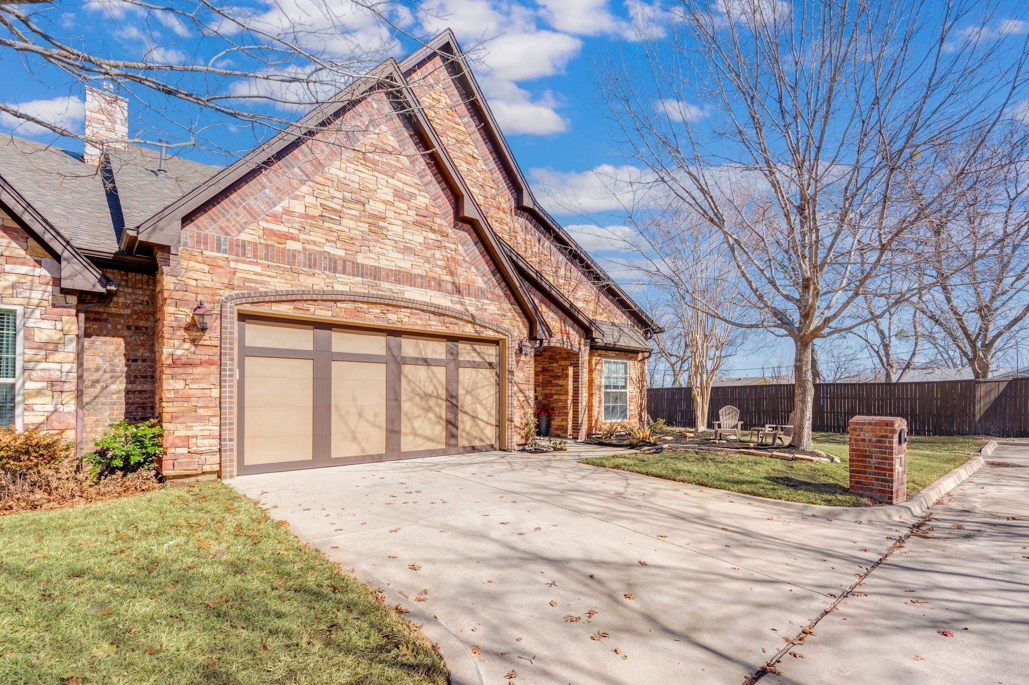 223 Wood Street 501