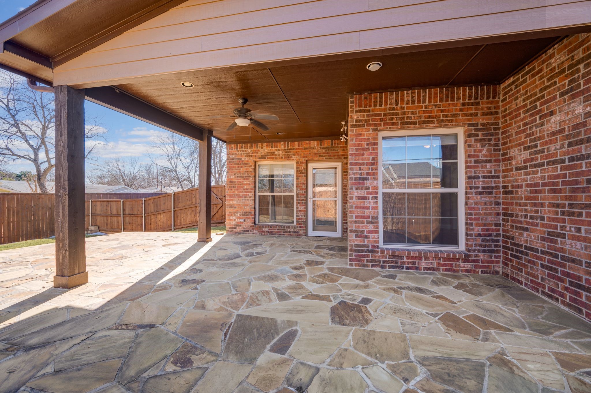 223 Wood Street 501