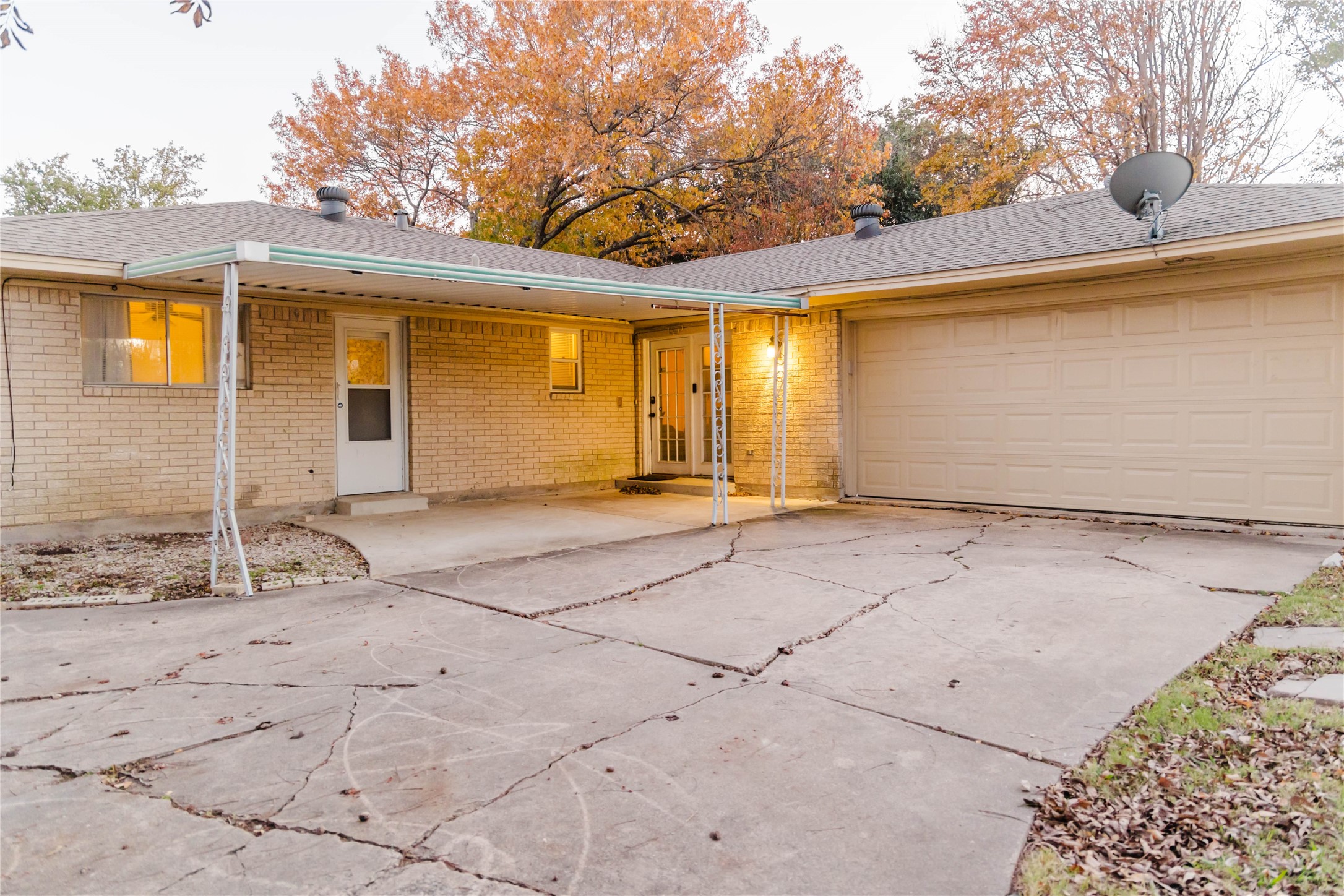 317 Willow Wood Lane