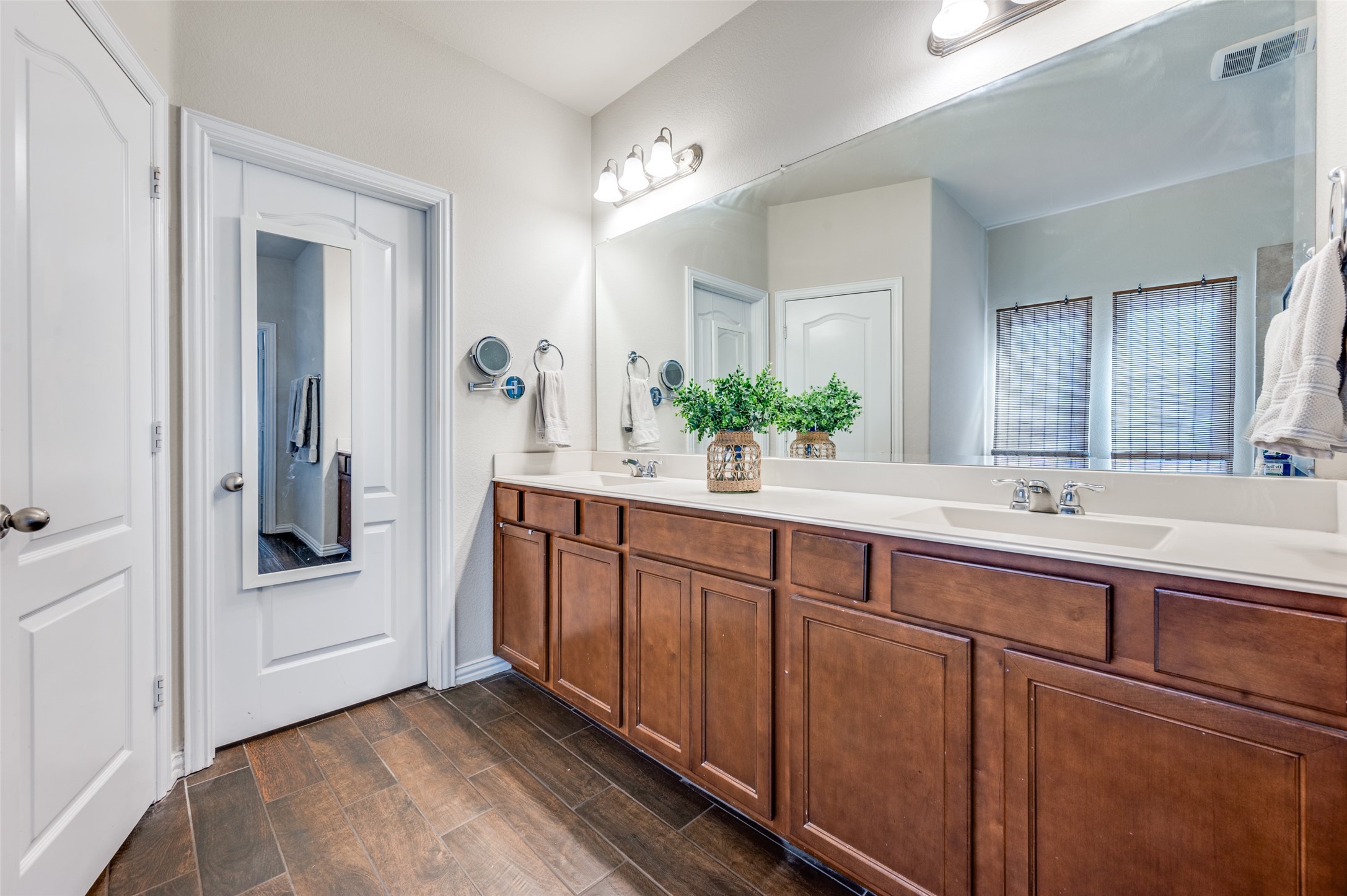 7336 Desert Willow Drive