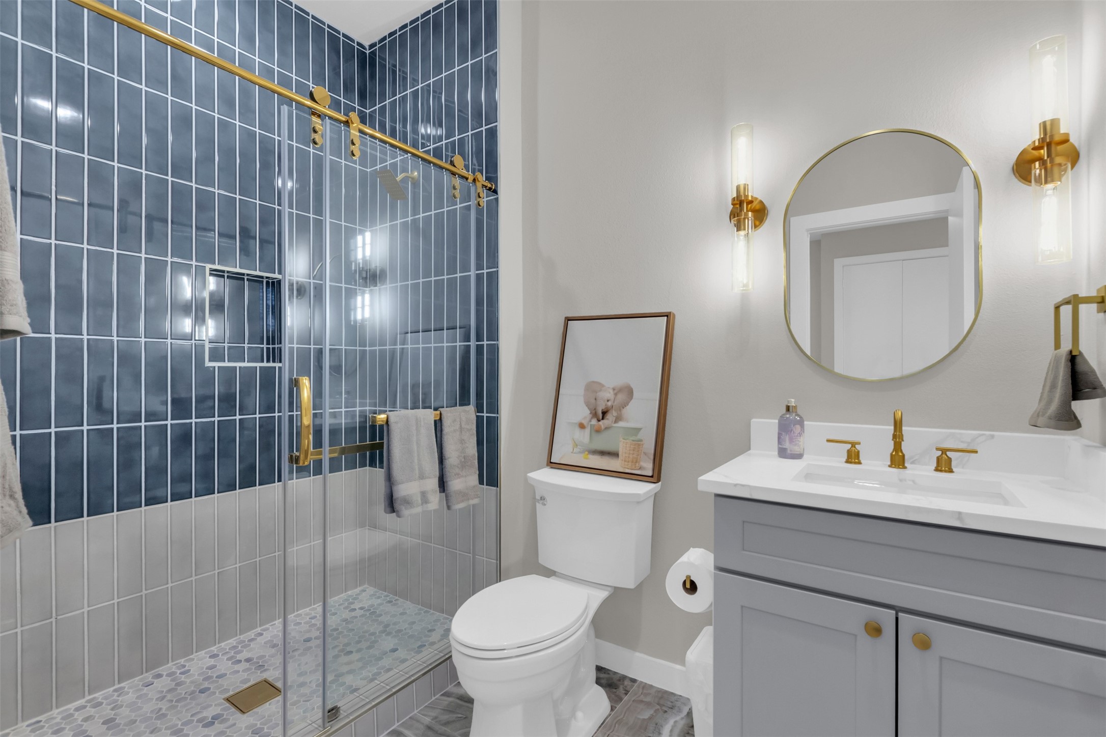 11107 Hillcrest Road