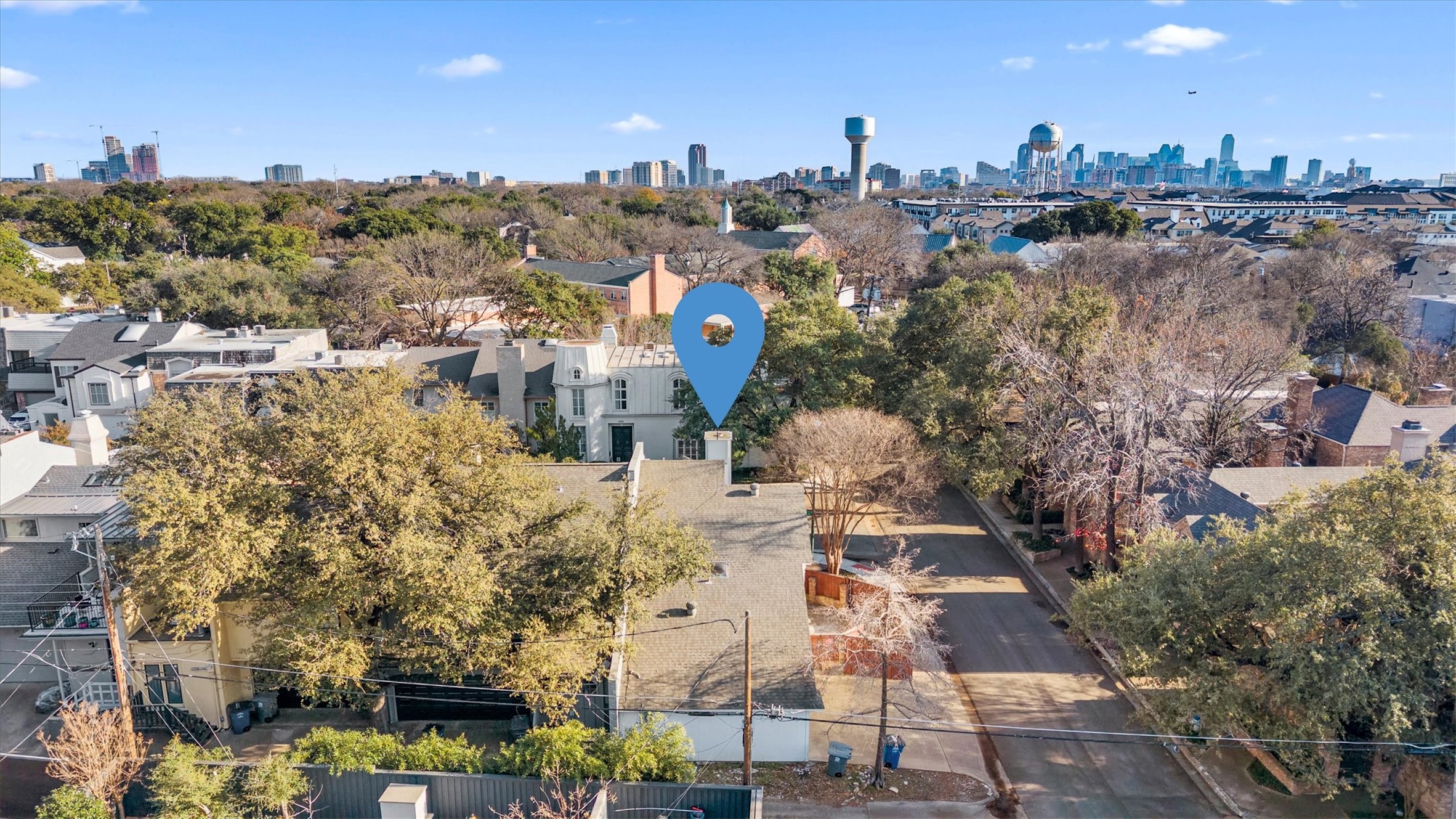 3801 S Versailles Avenue