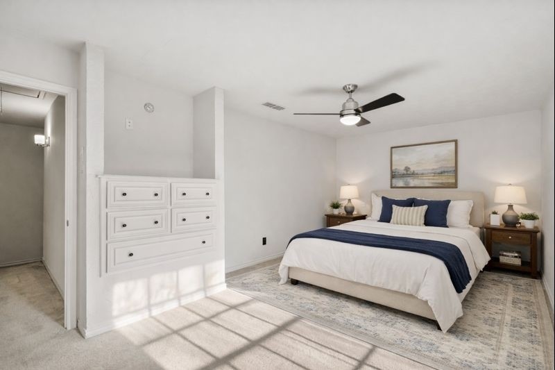 3801 S Versailles Avenue