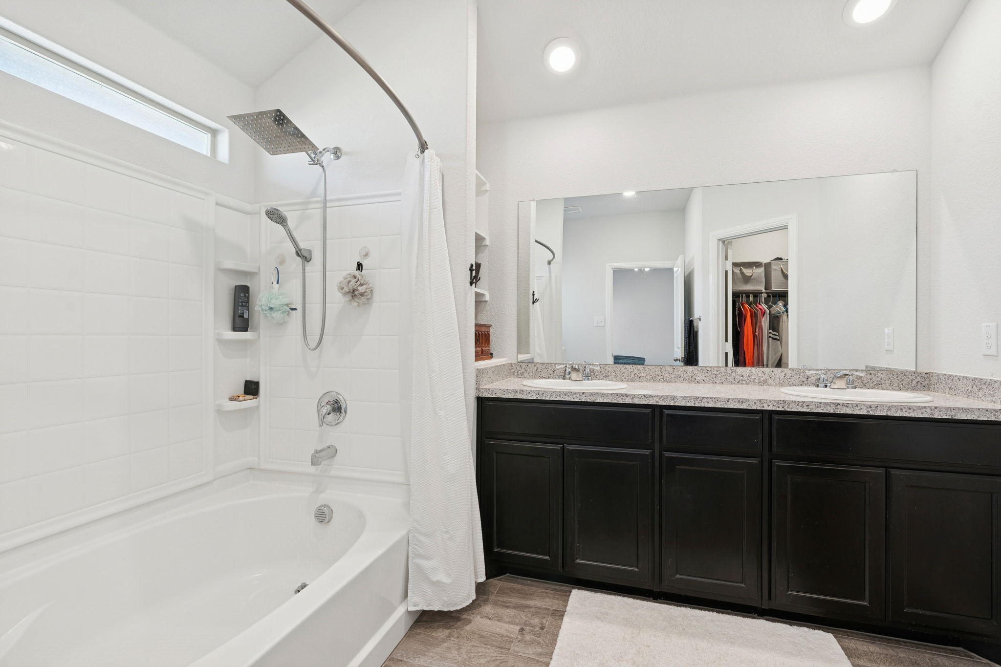 421 Houndstooth Drive