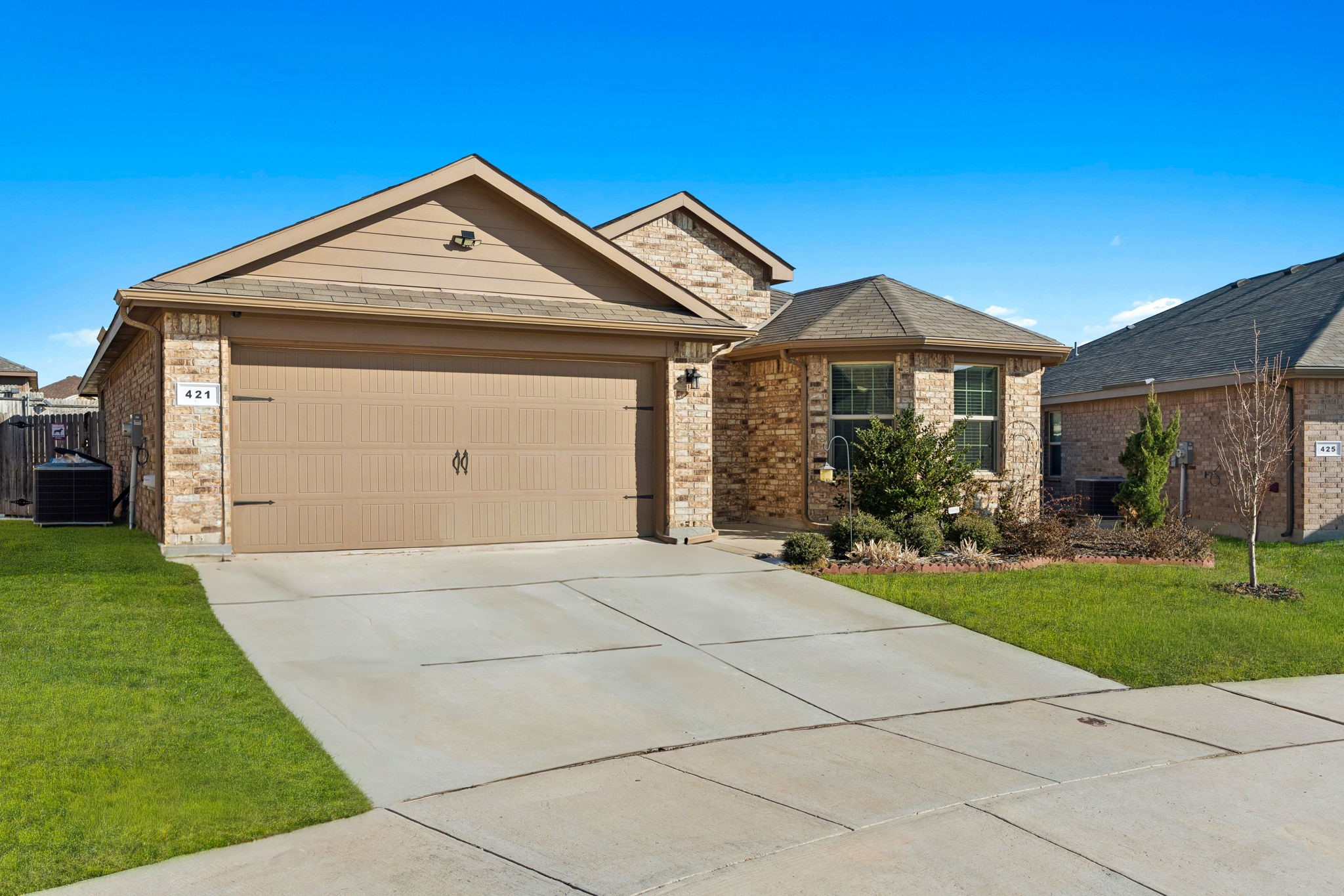 421 Houndstooth Drive