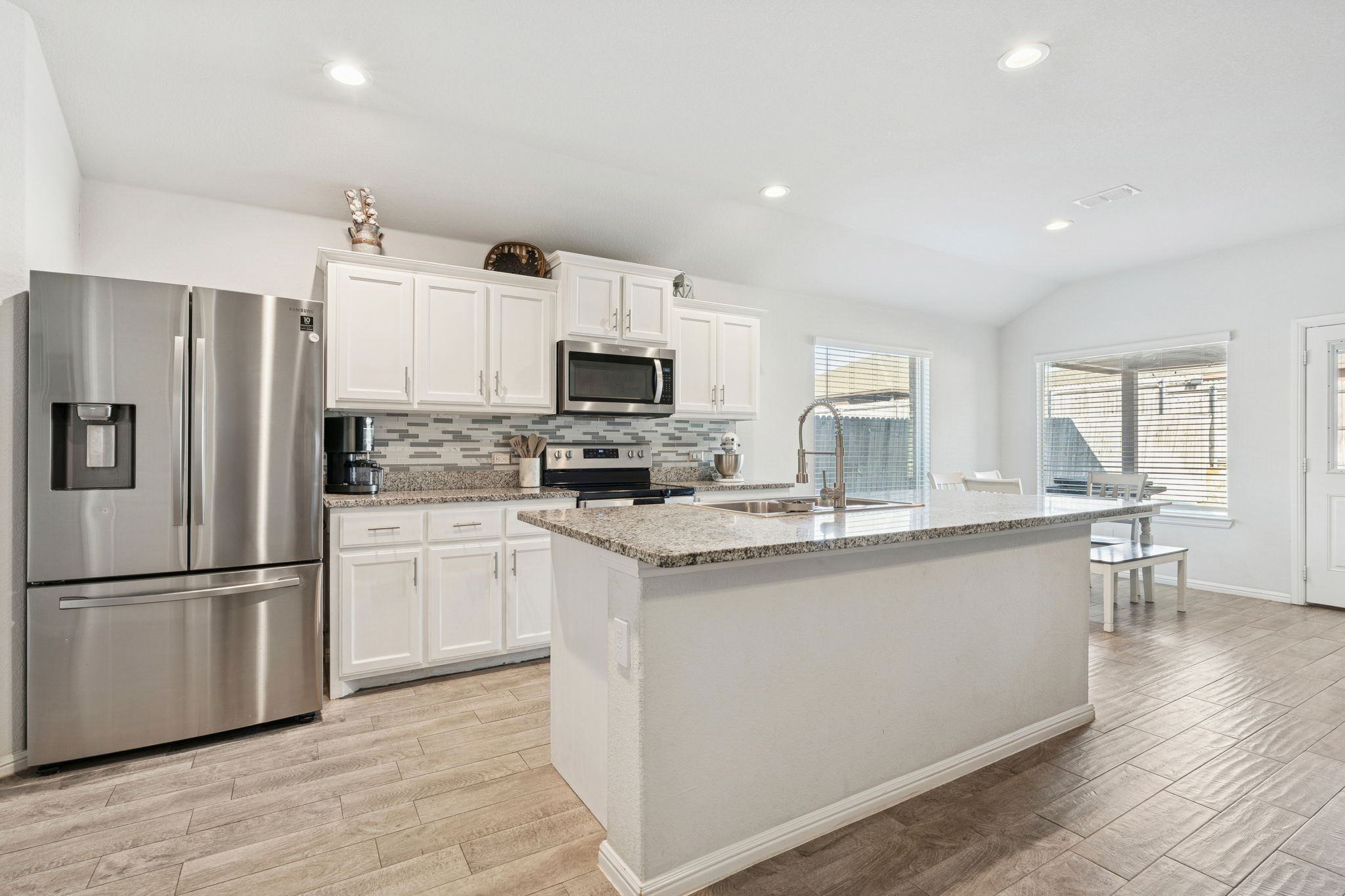 421 Houndstooth Drive