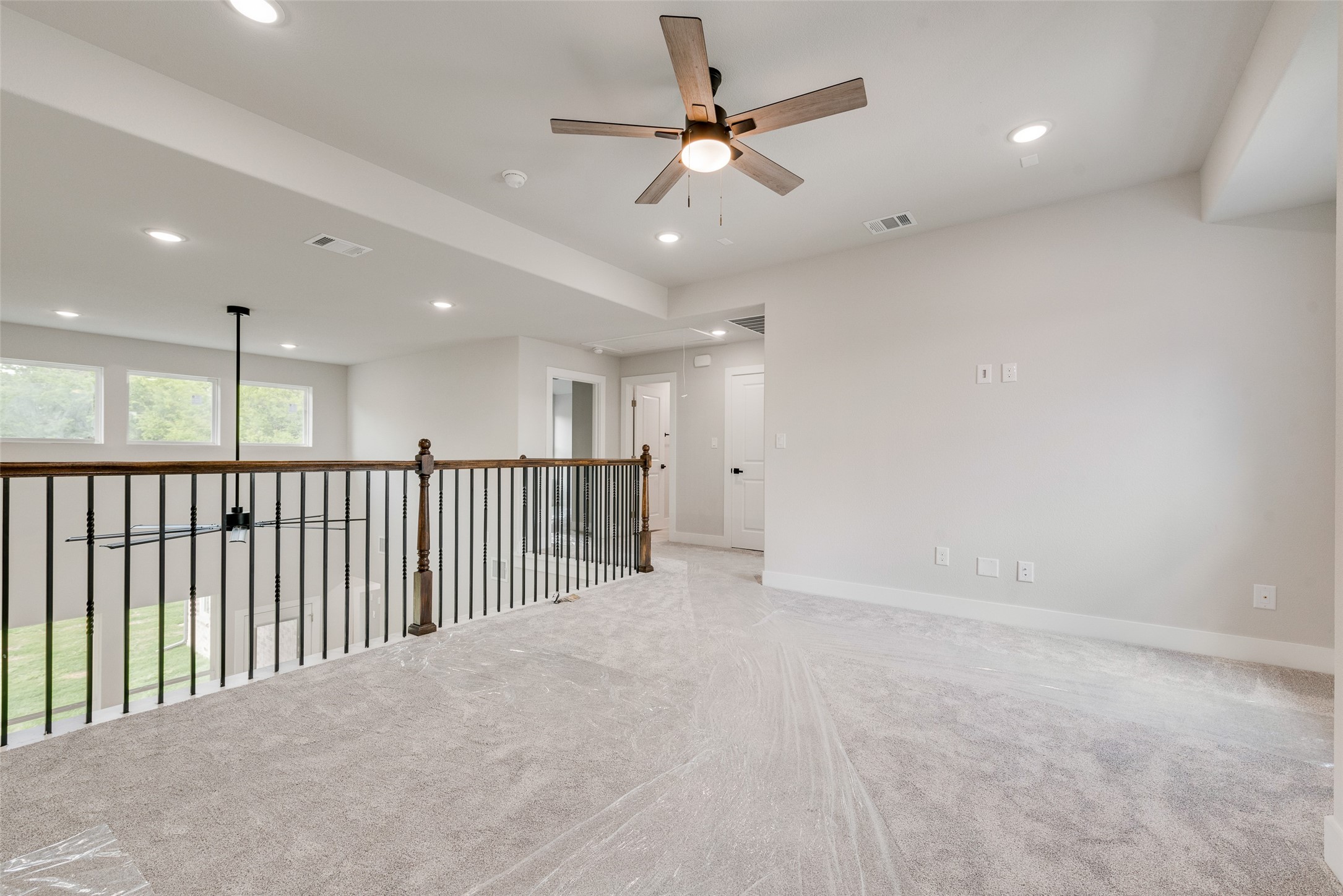 6810 Windward View Drive