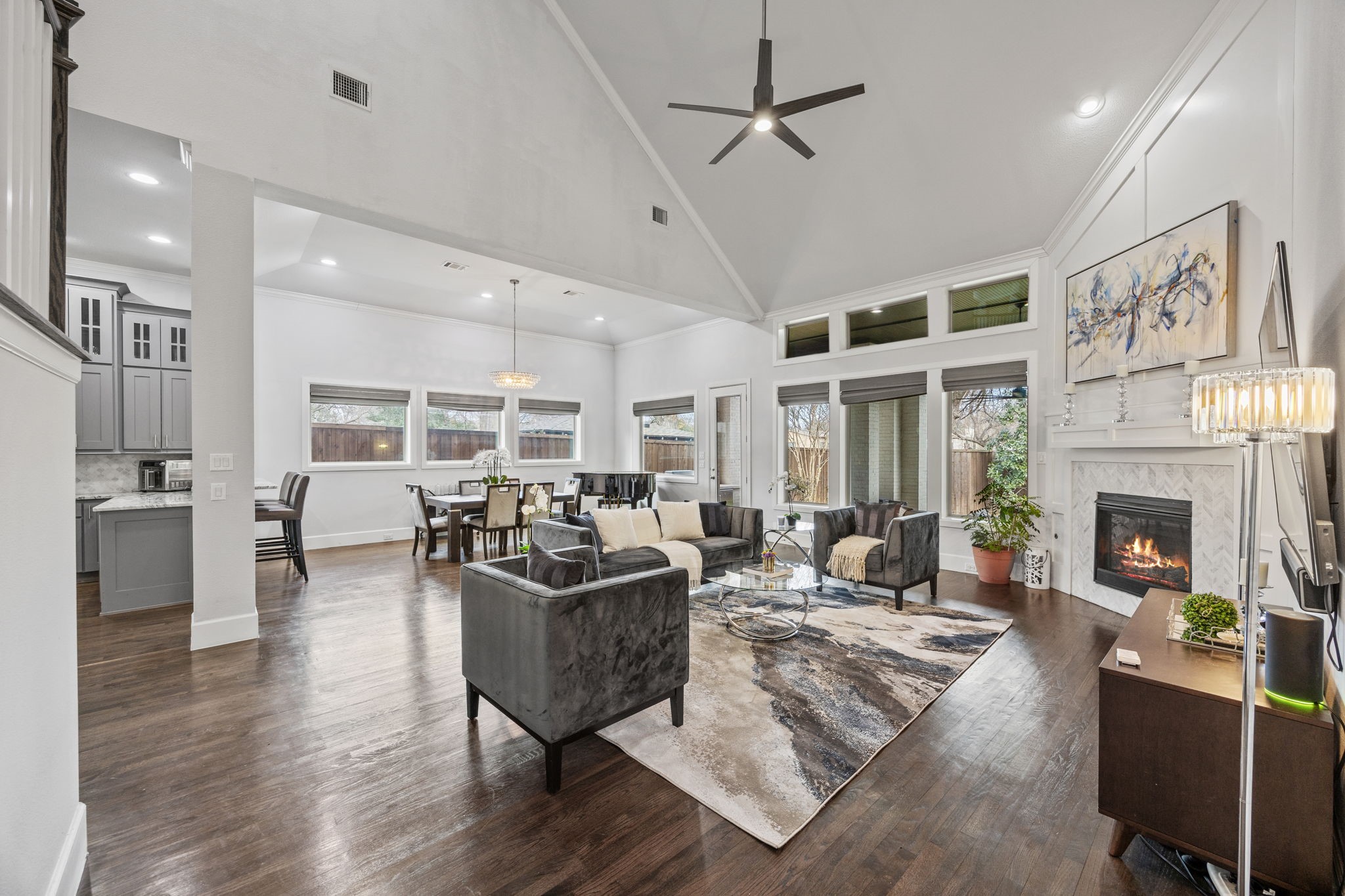 3932 Frontier Lane