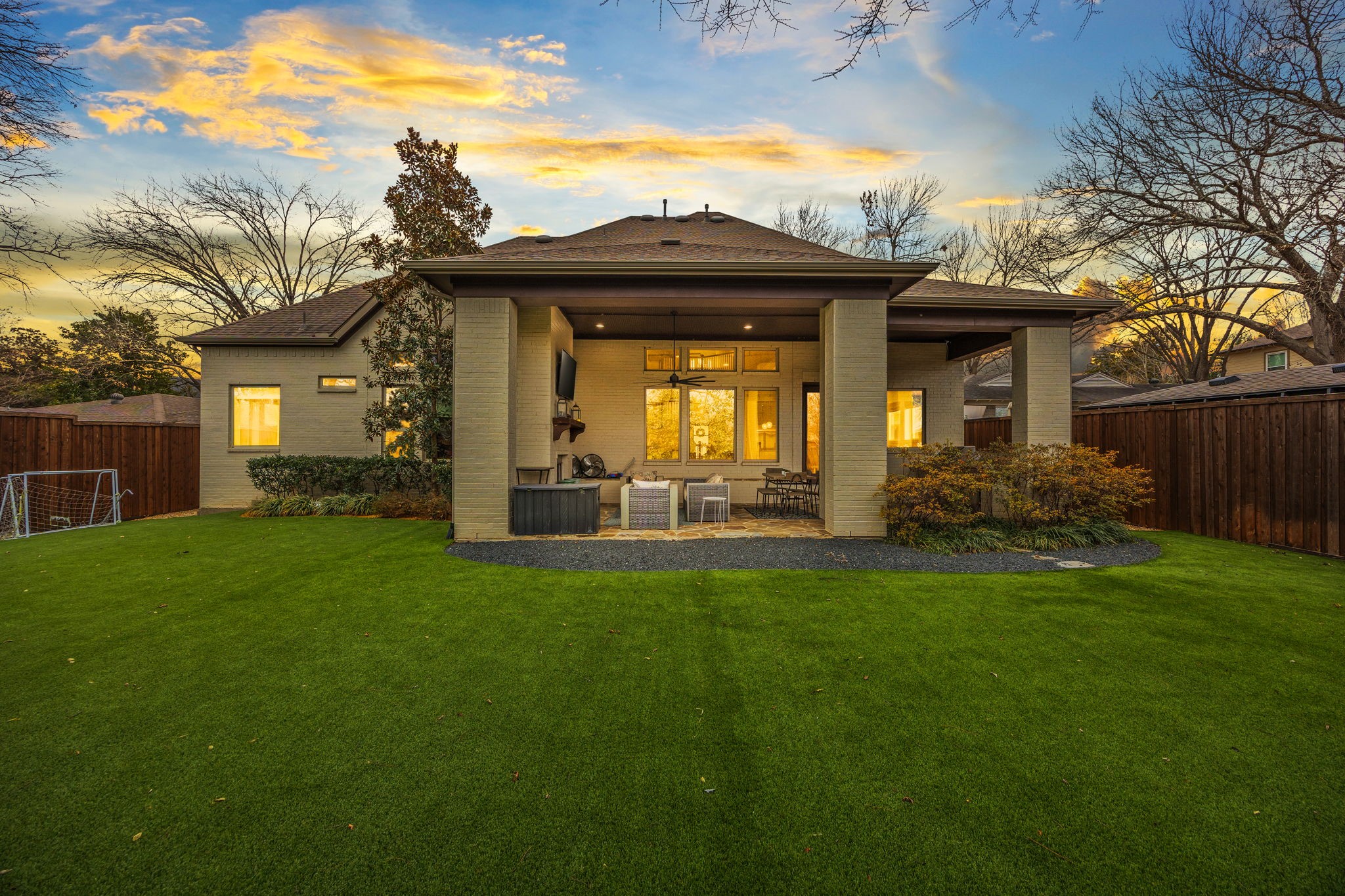3932 Frontier Lane
