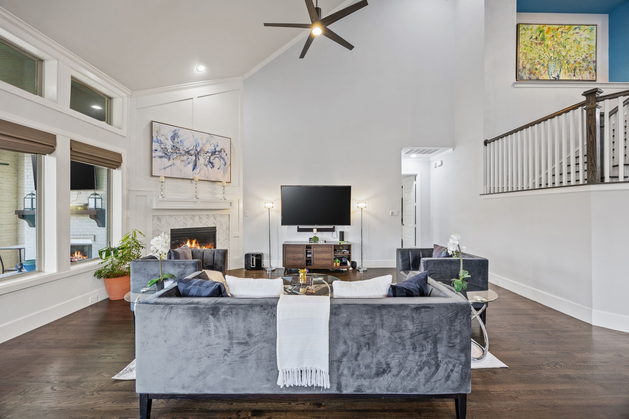 3932 Frontier Lane