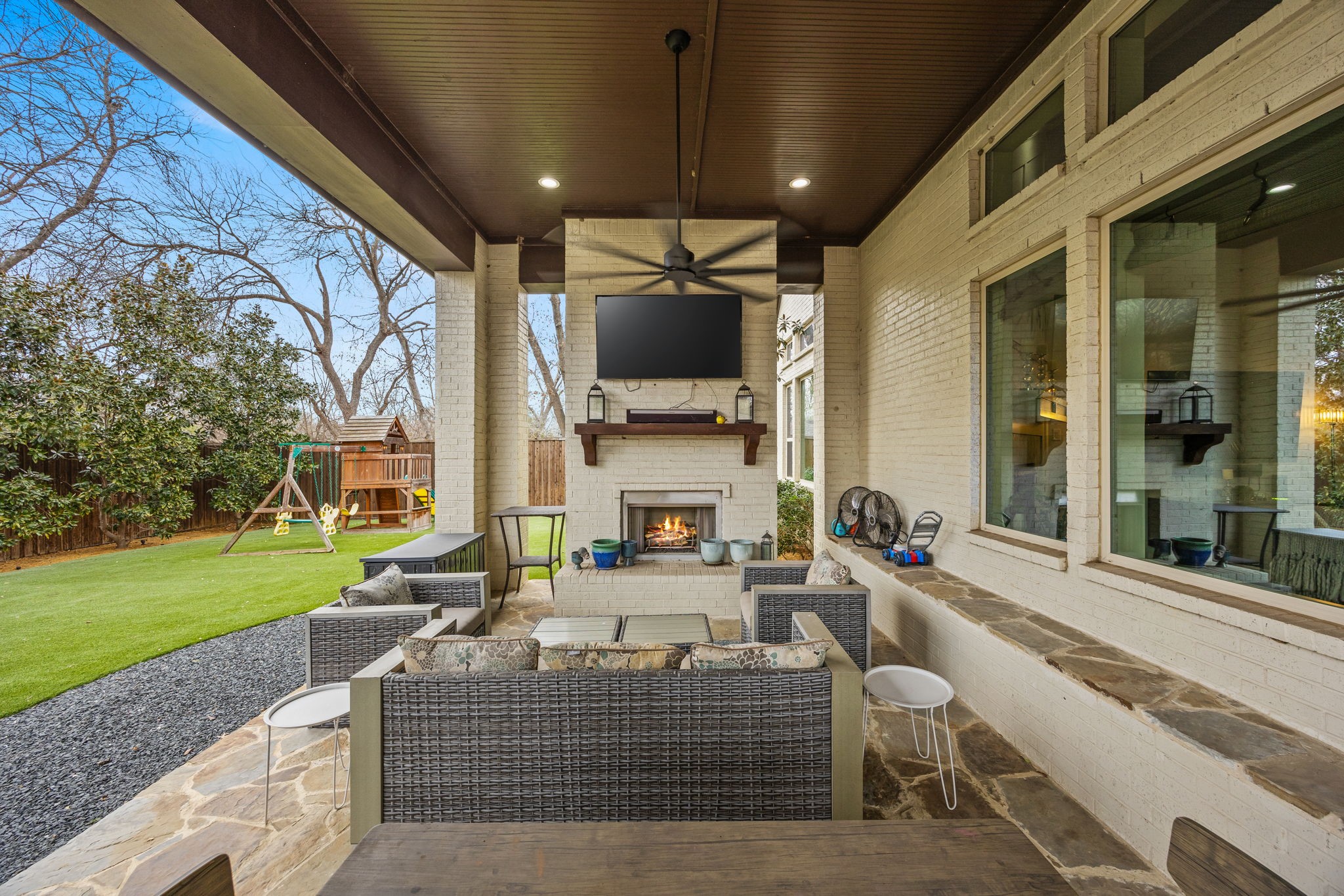 3932 Frontier Lane
