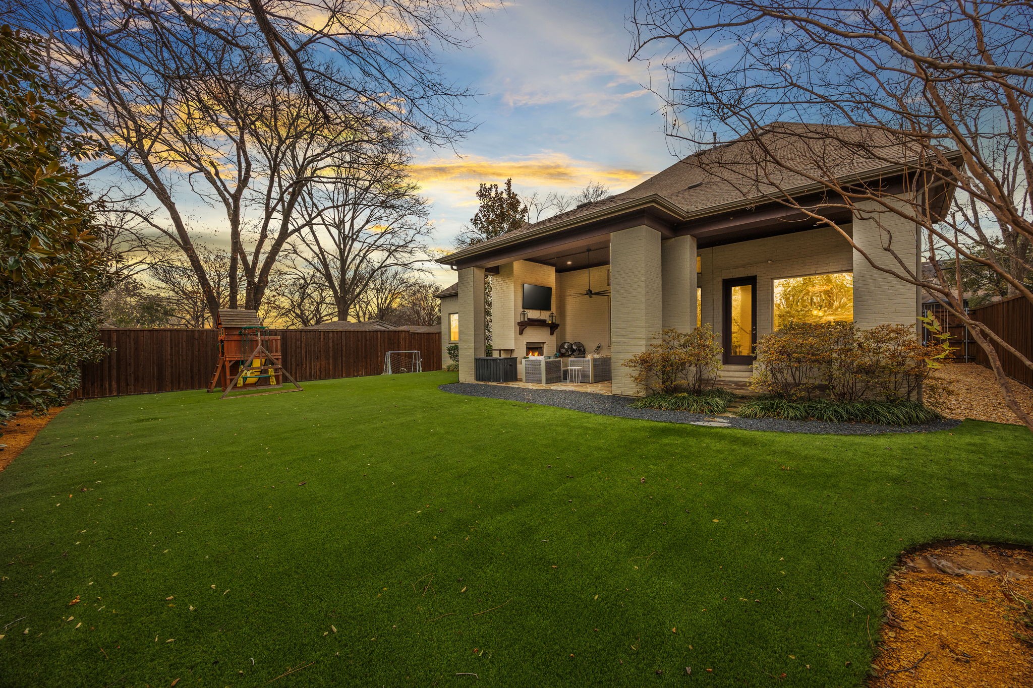 3932 Frontier Lane
