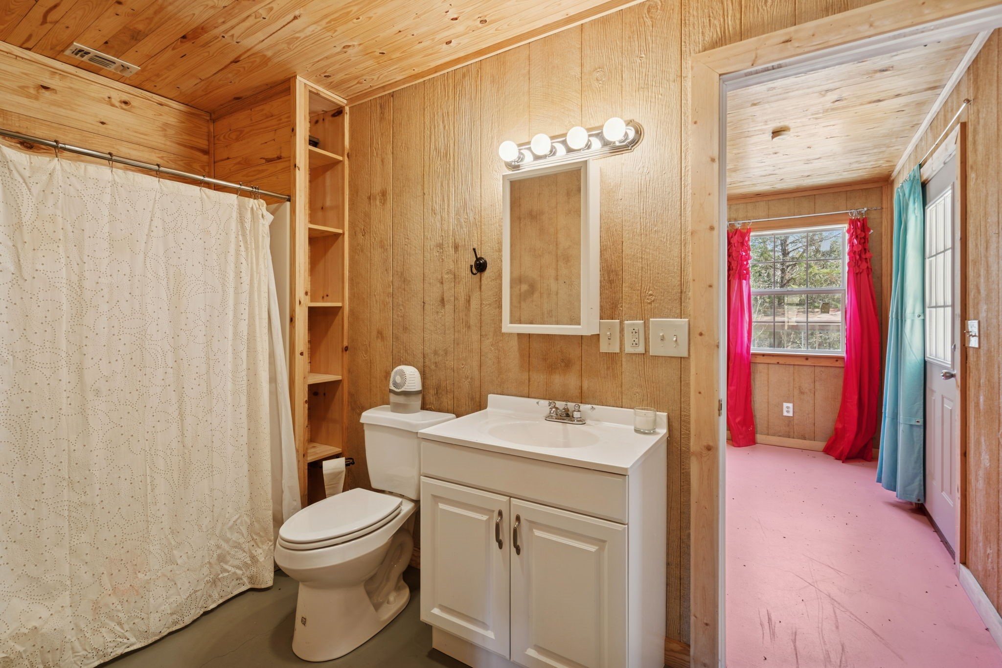 18621 County Road 477