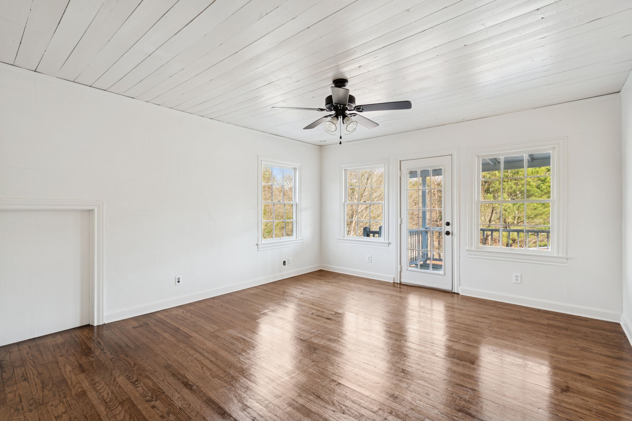 18621 County Road 477