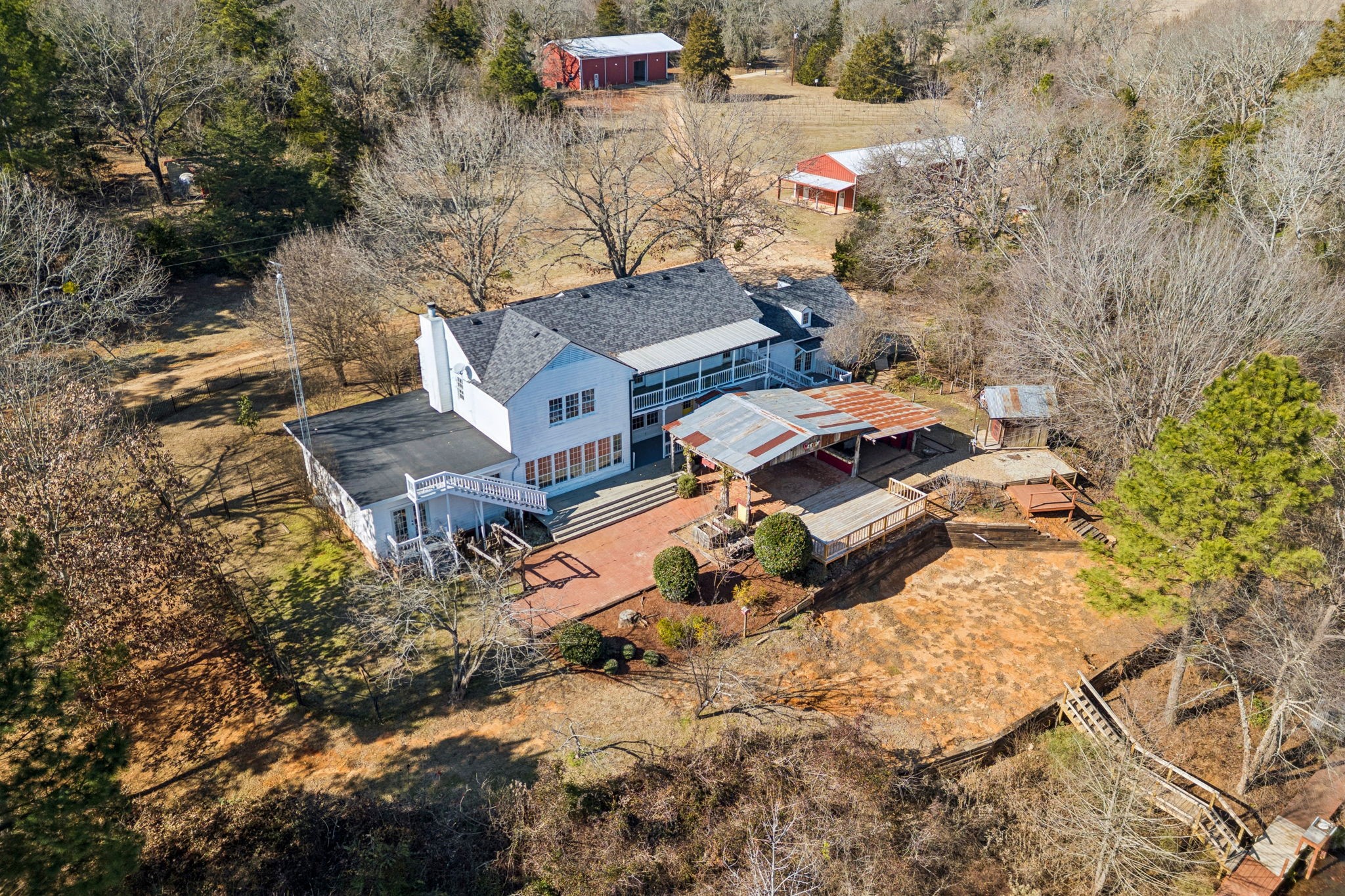 18621 County Road 477