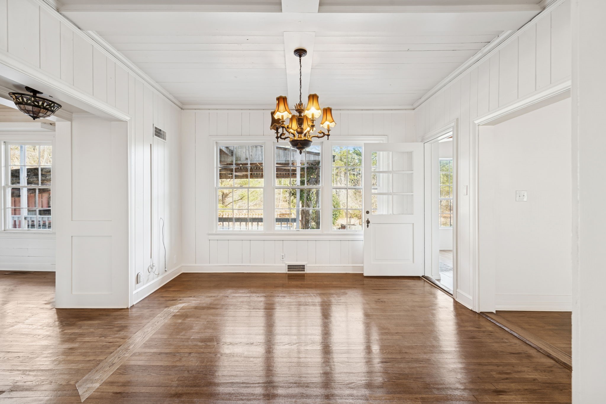 18621 County Road 477