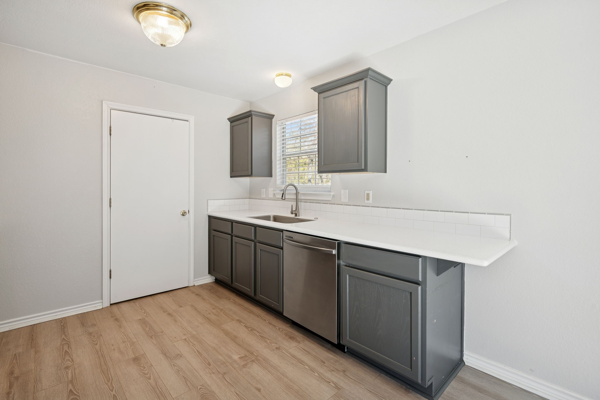 1408 Riverside Drive