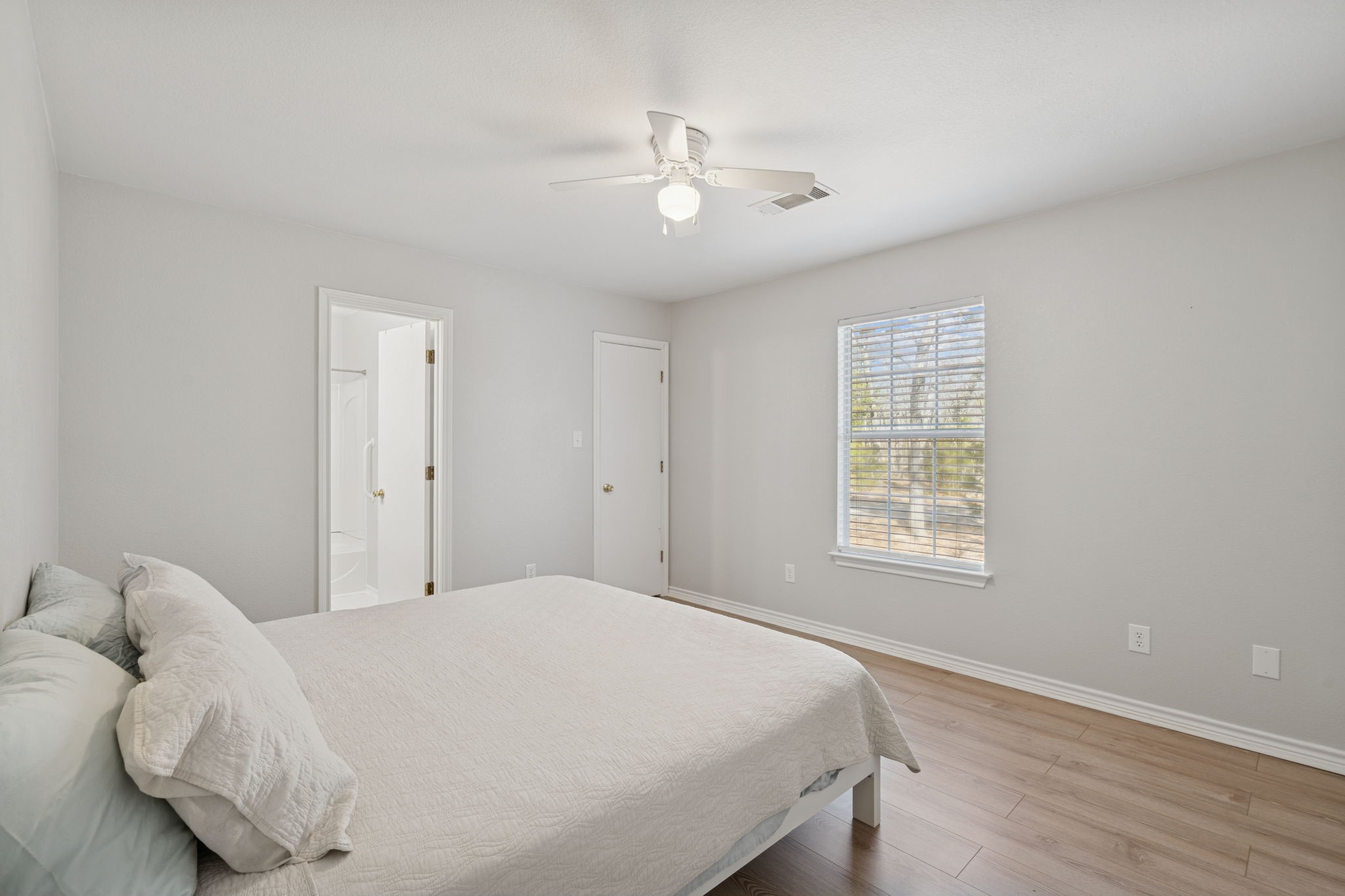 1408 Riverside Drive