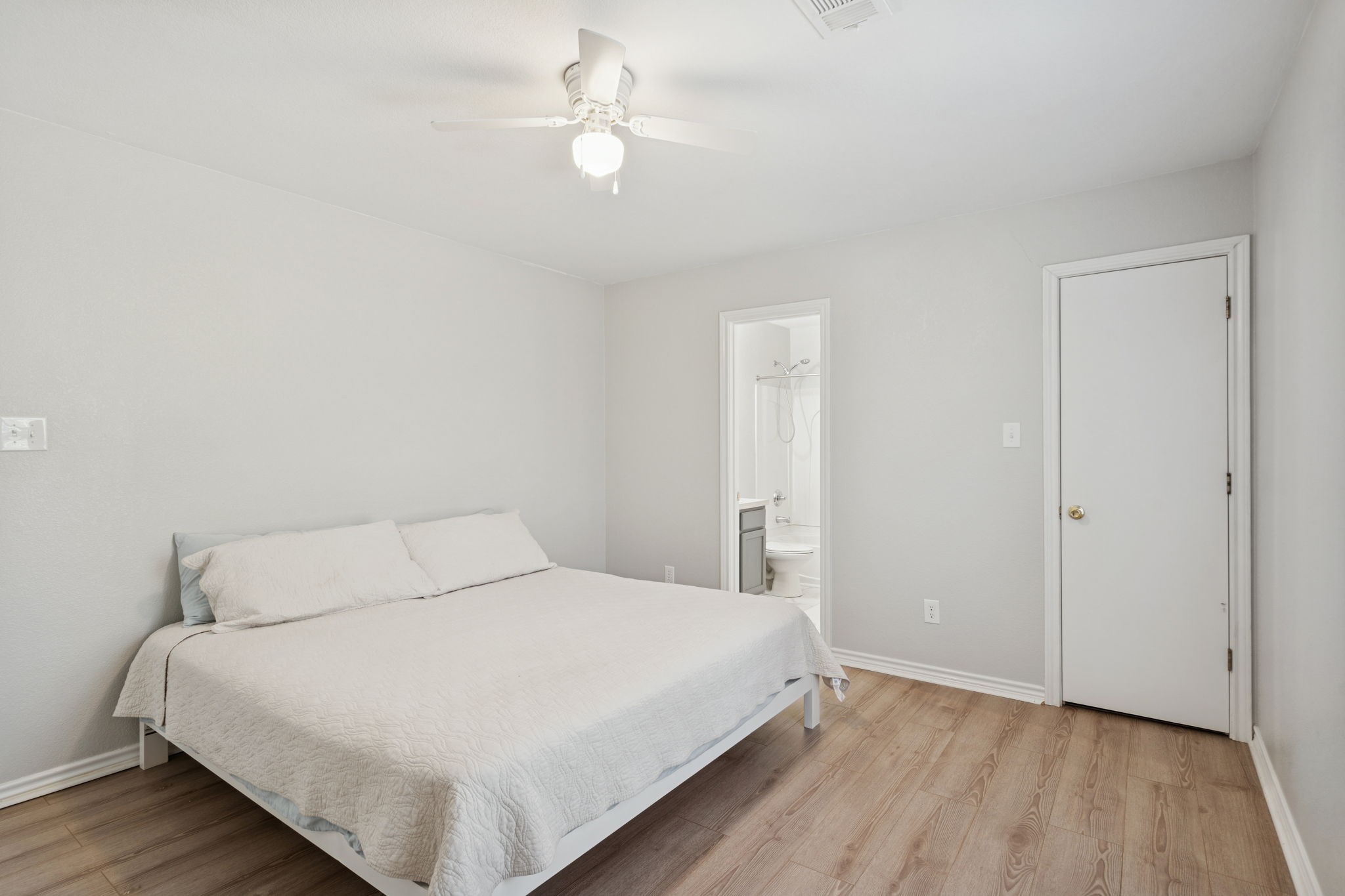 1408 Riverside Drive