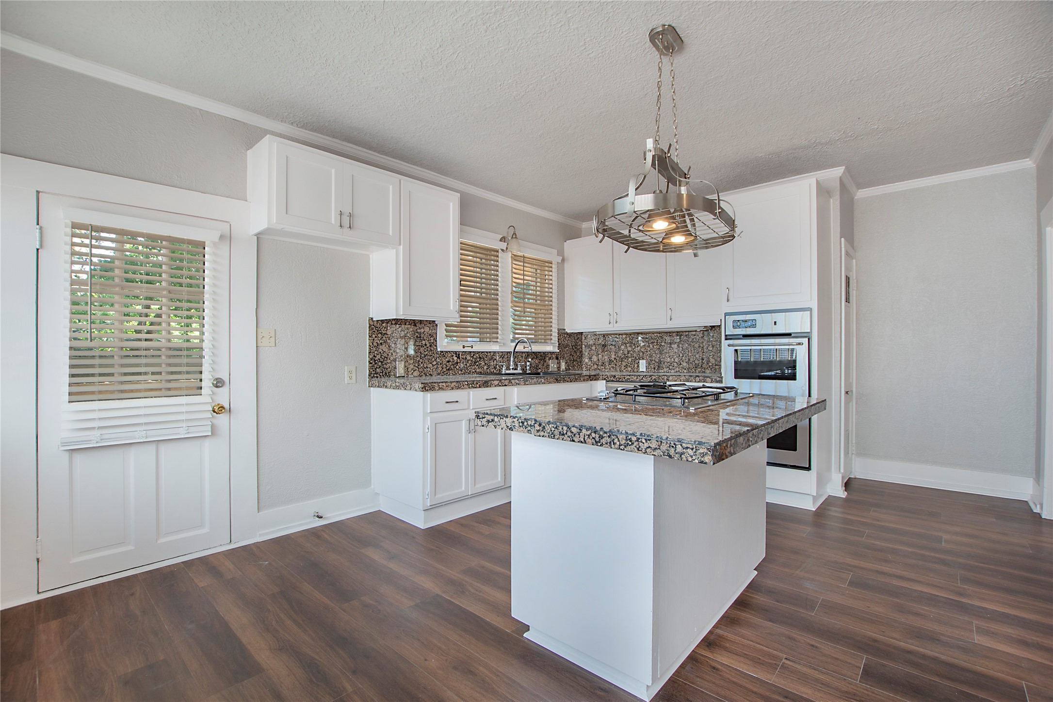 2222 Harrison Avenue