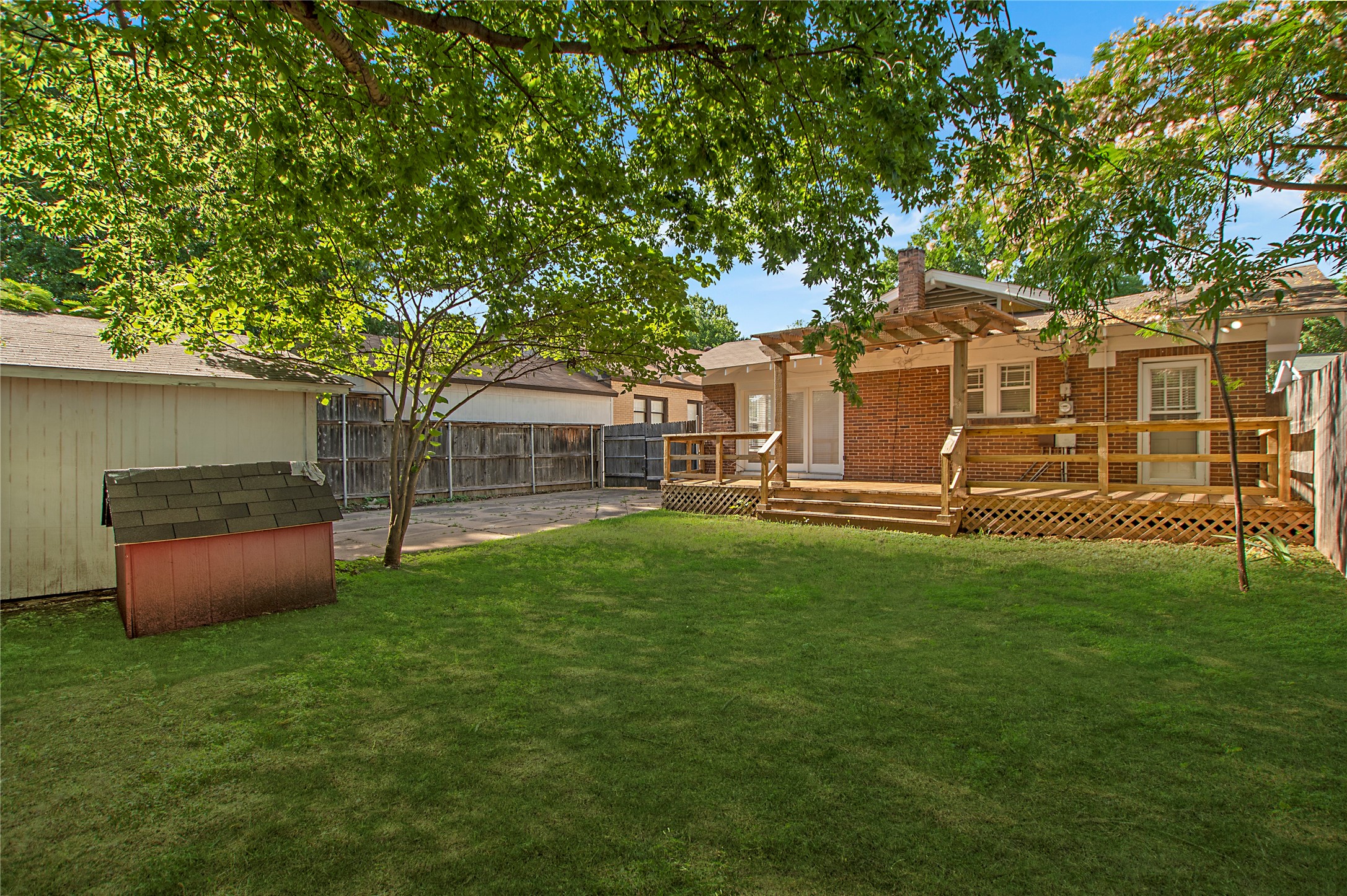 2222 Harrison Avenue