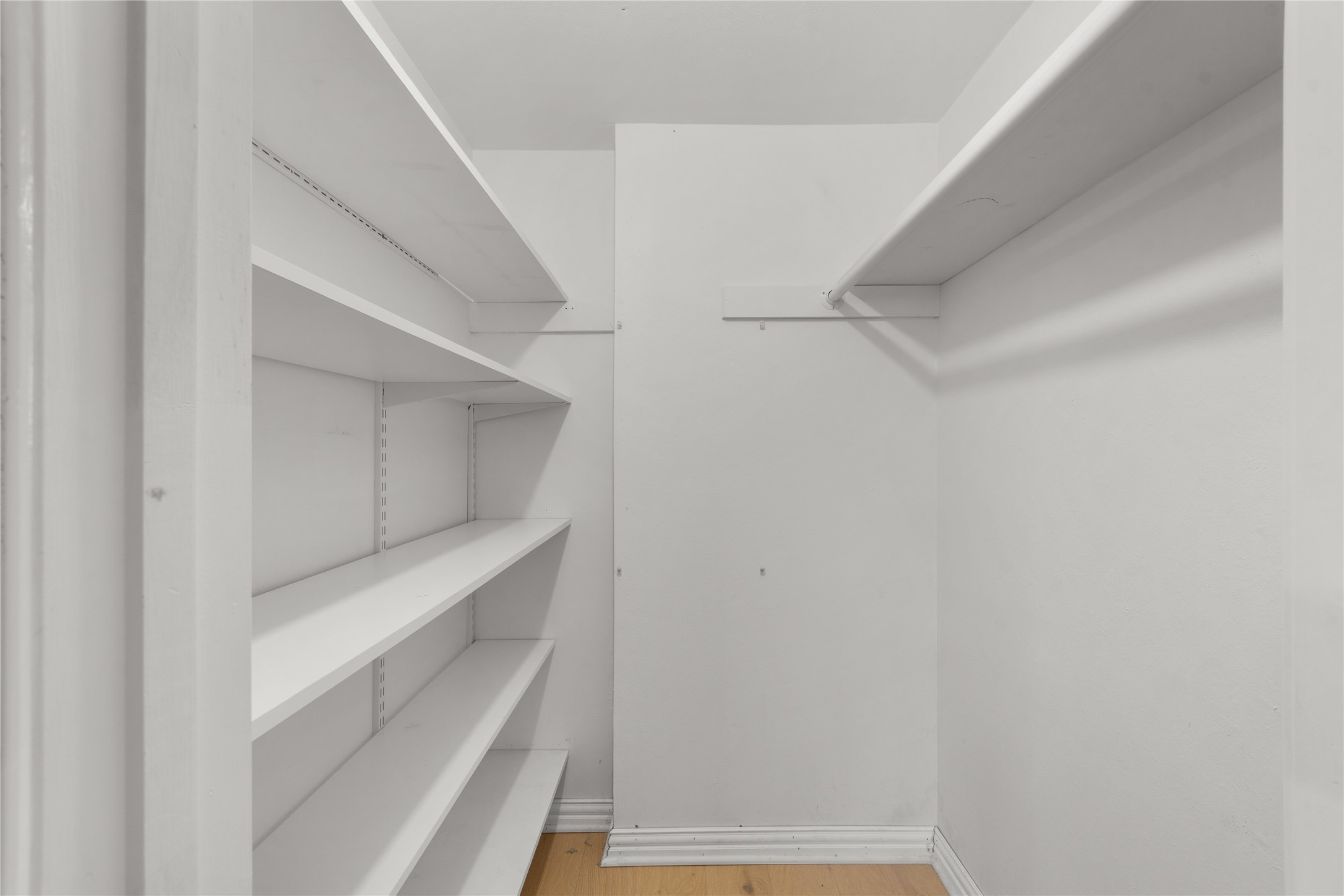 609 Lake Ridge Drive