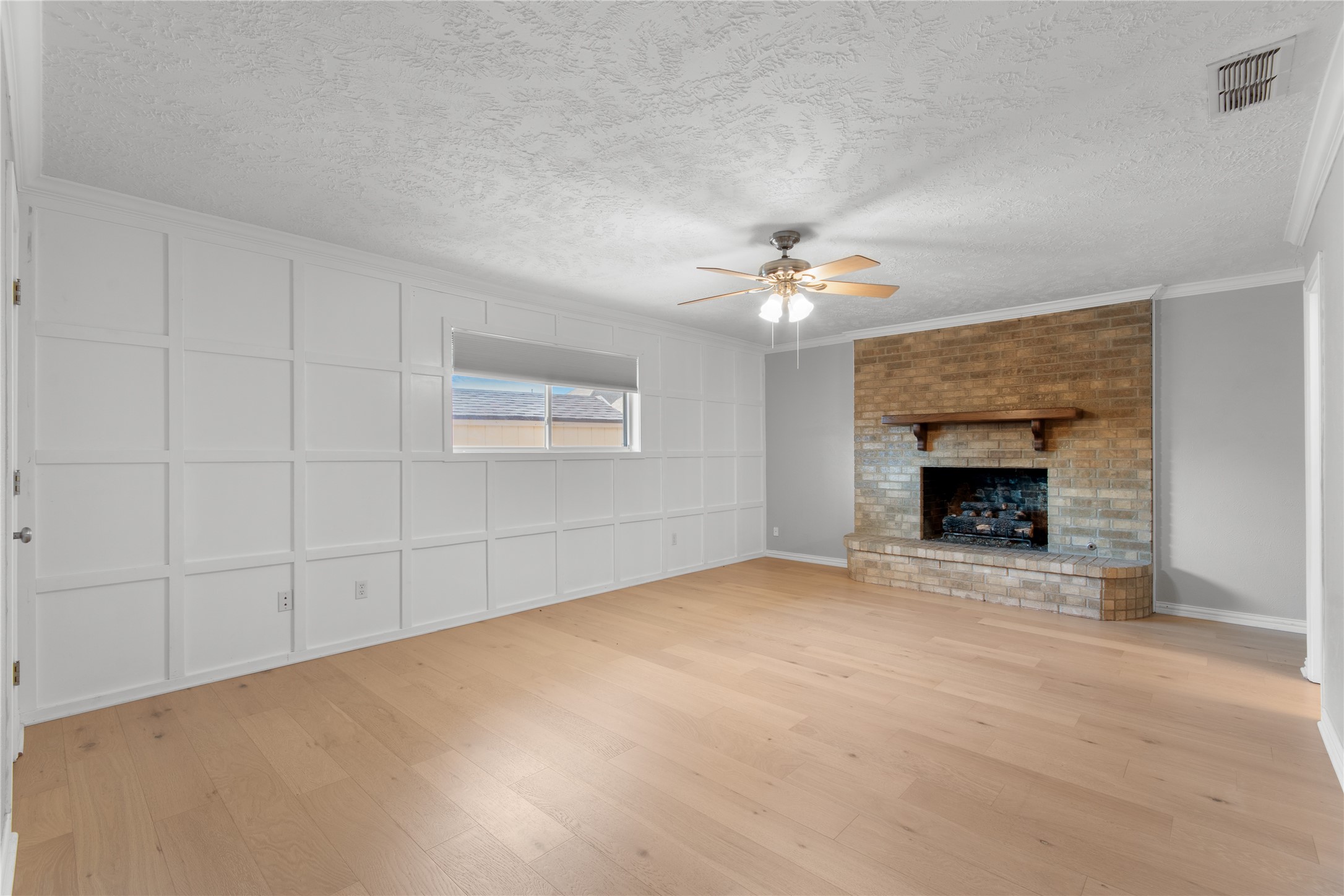 609 Lake Ridge Drive