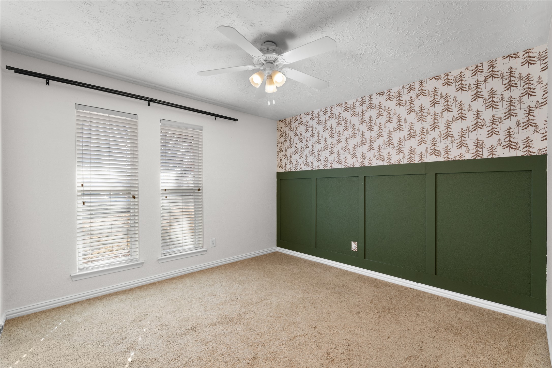 609 Lake Ridge Drive