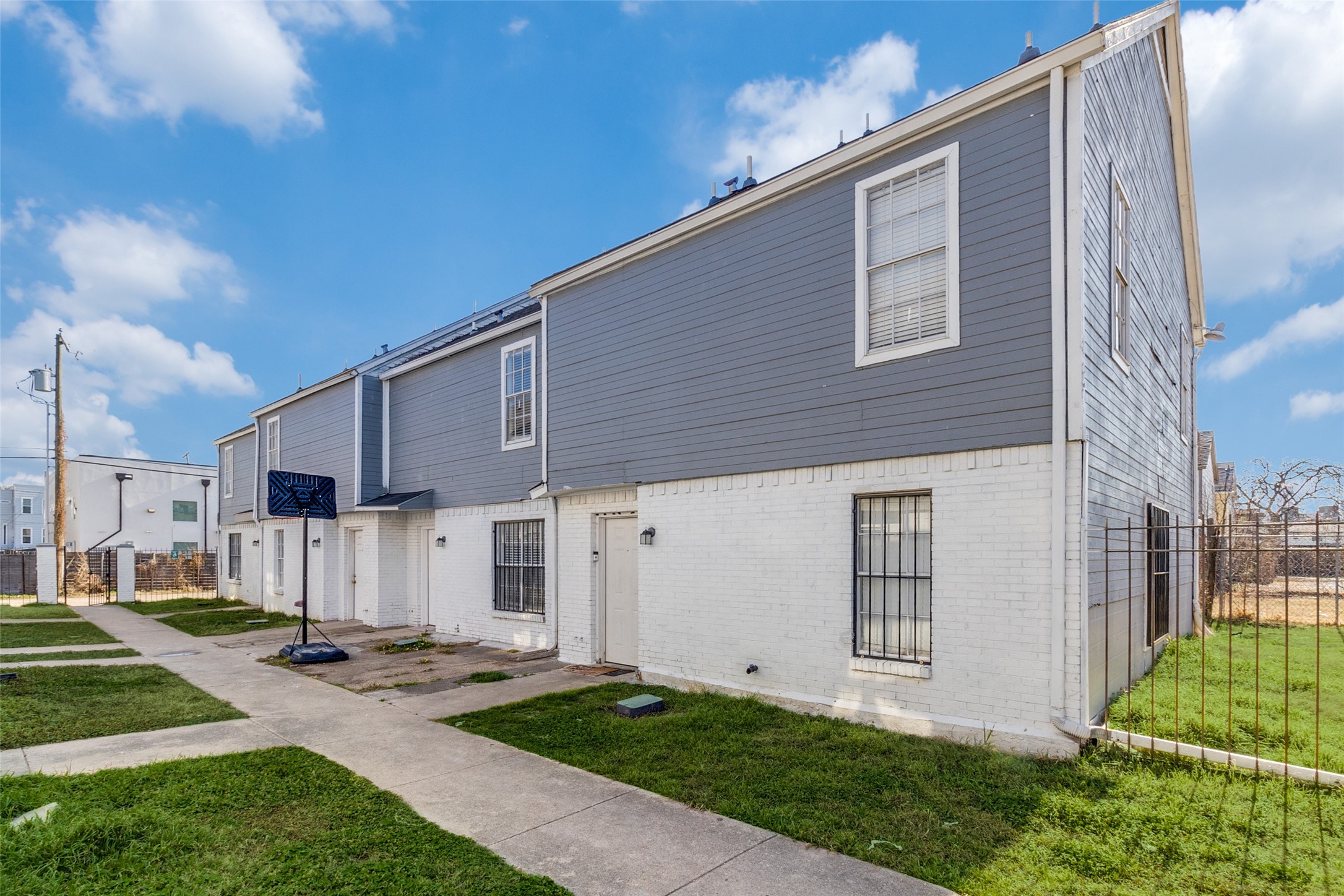 4618 San Jacinto Street A