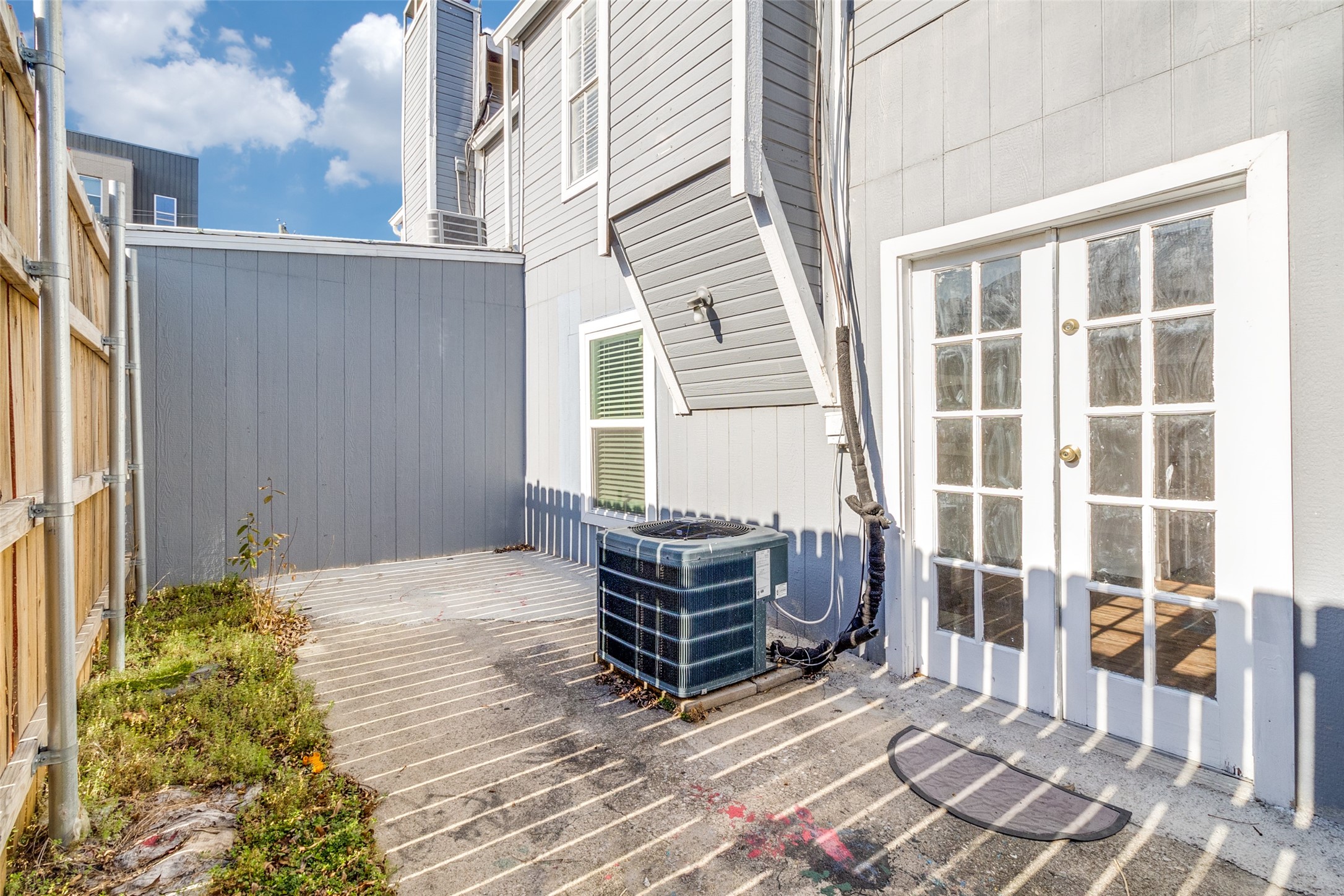 4618 San Jacinto Street A