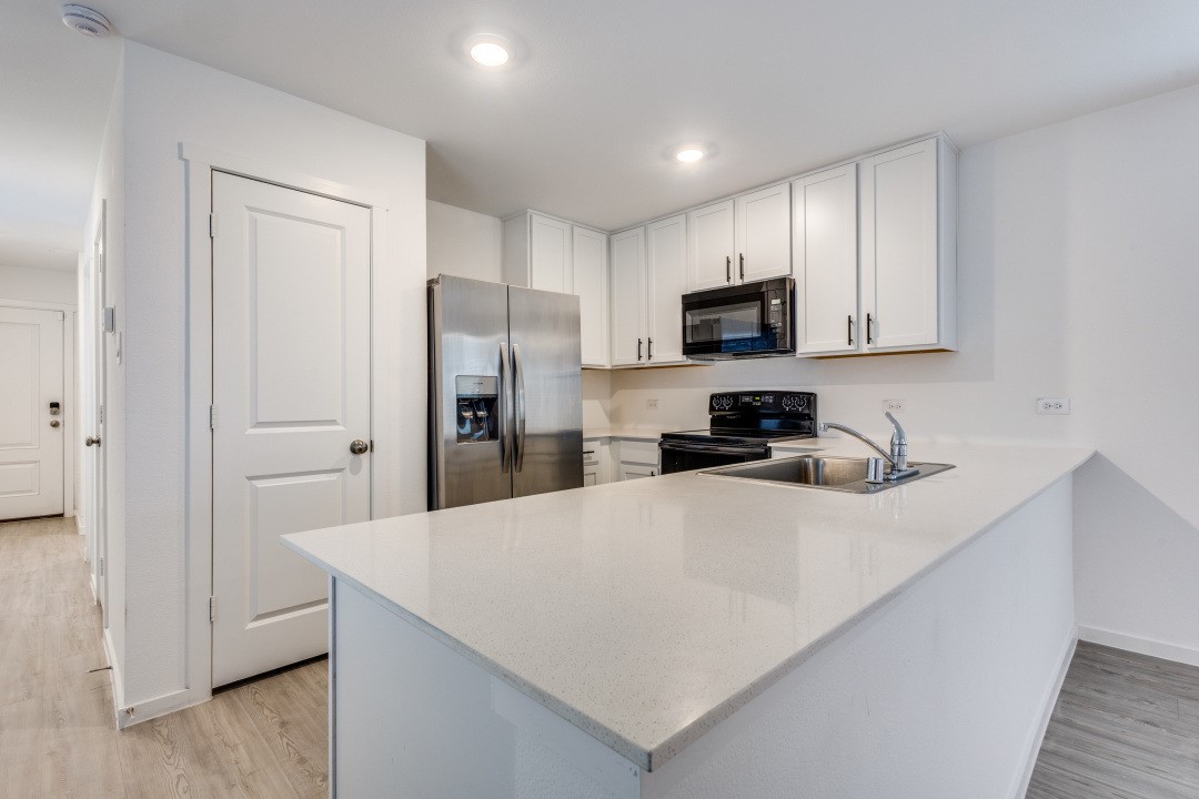 914 Blue Heron Drive