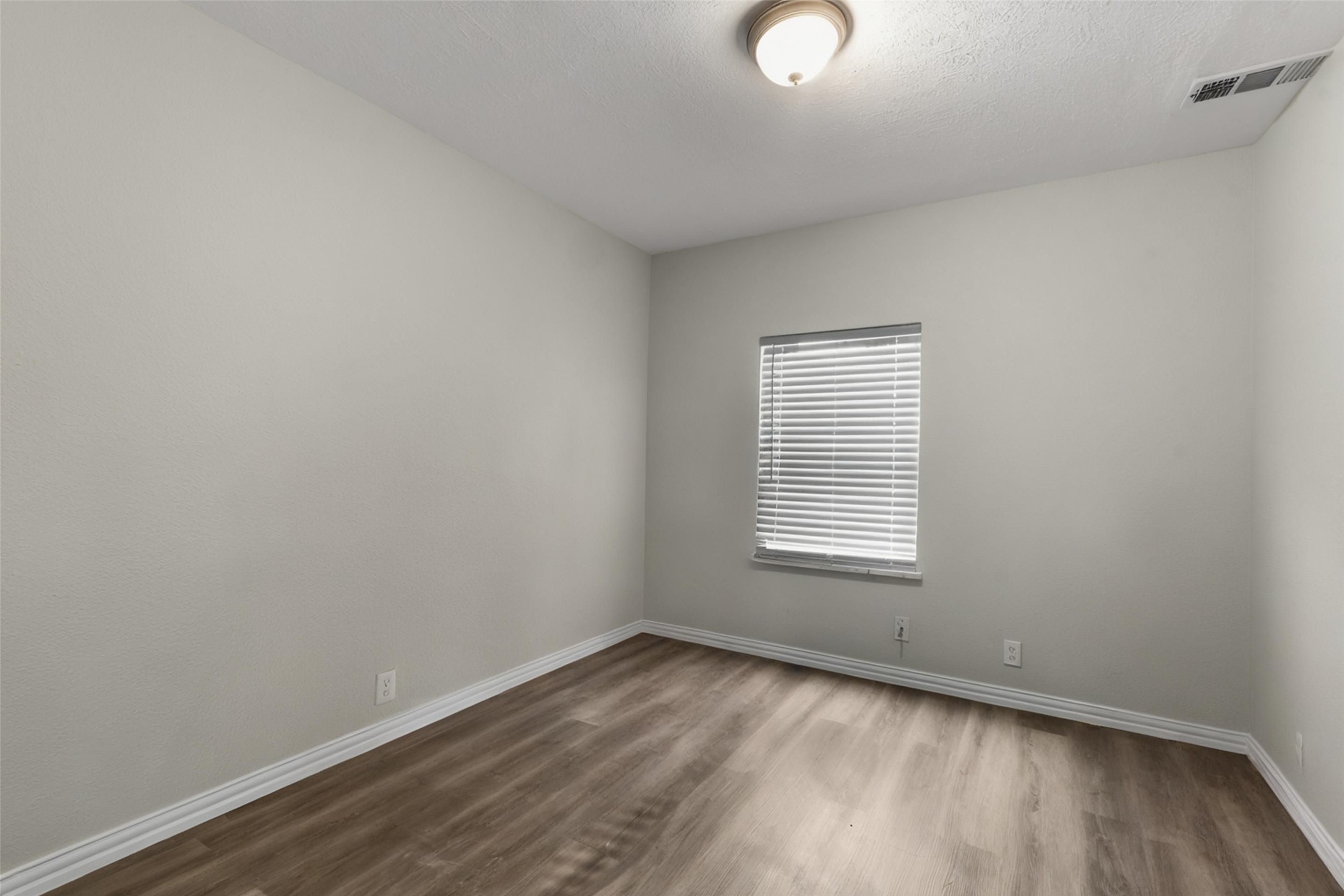 5826 Overlook Drive