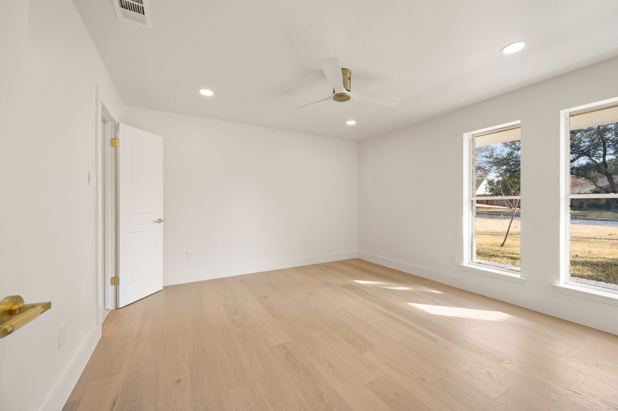 3945 Shady Hill Drive