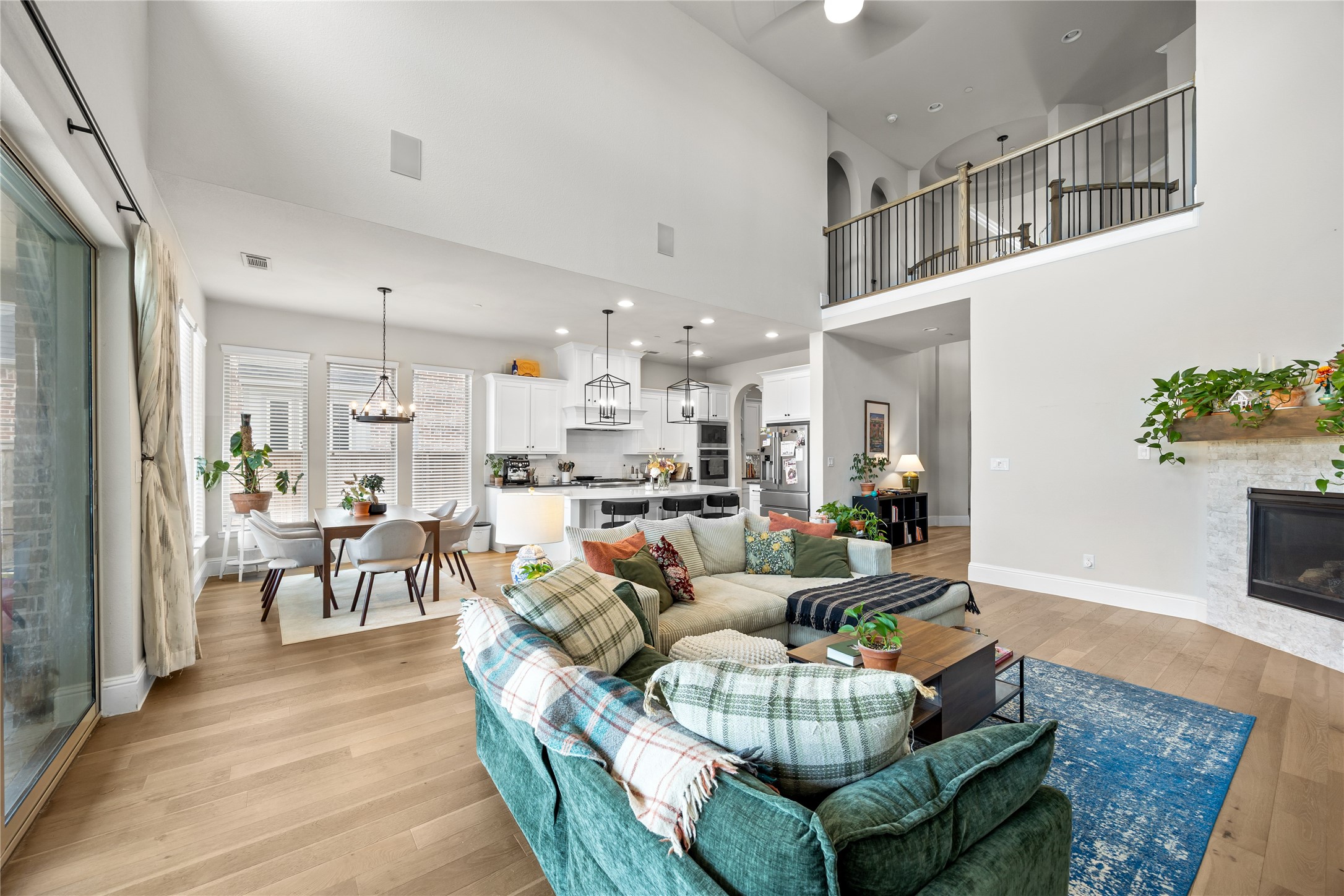 4220 Paddock Lane
