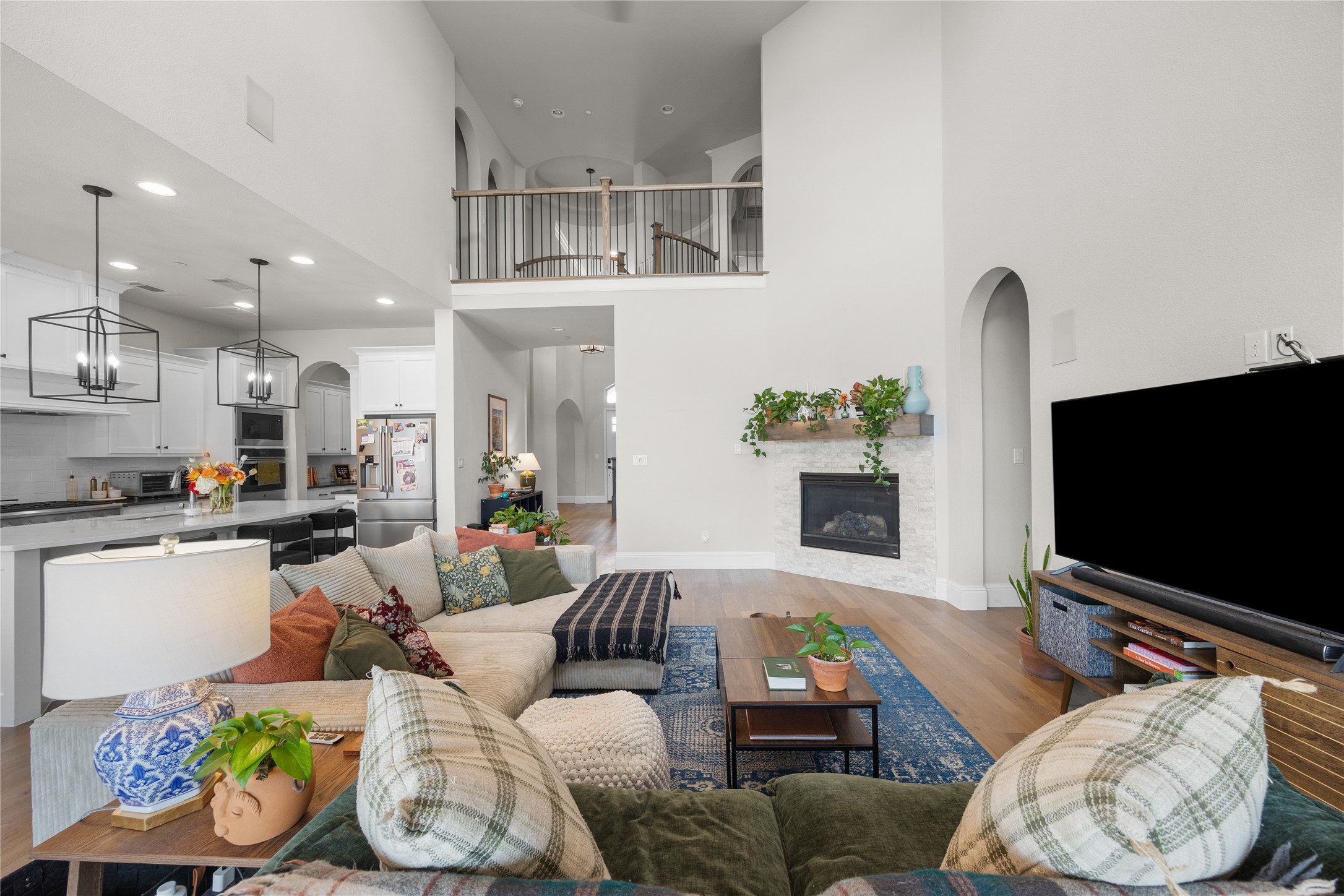 4220 Paddock Lane