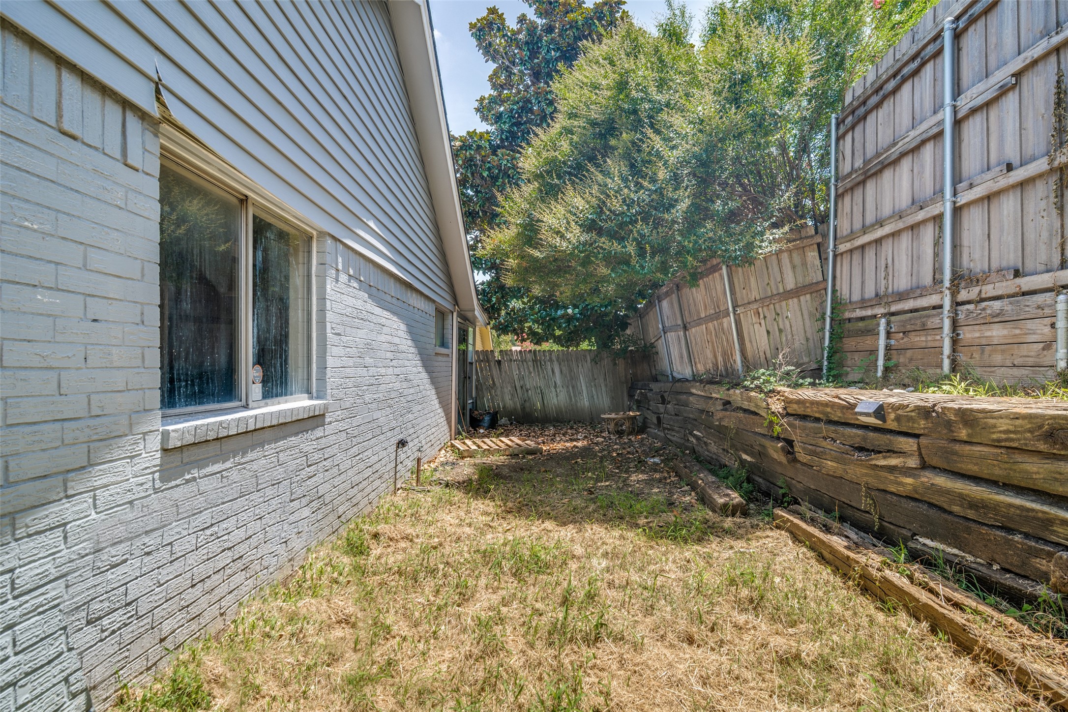 5529 Village Green Drive