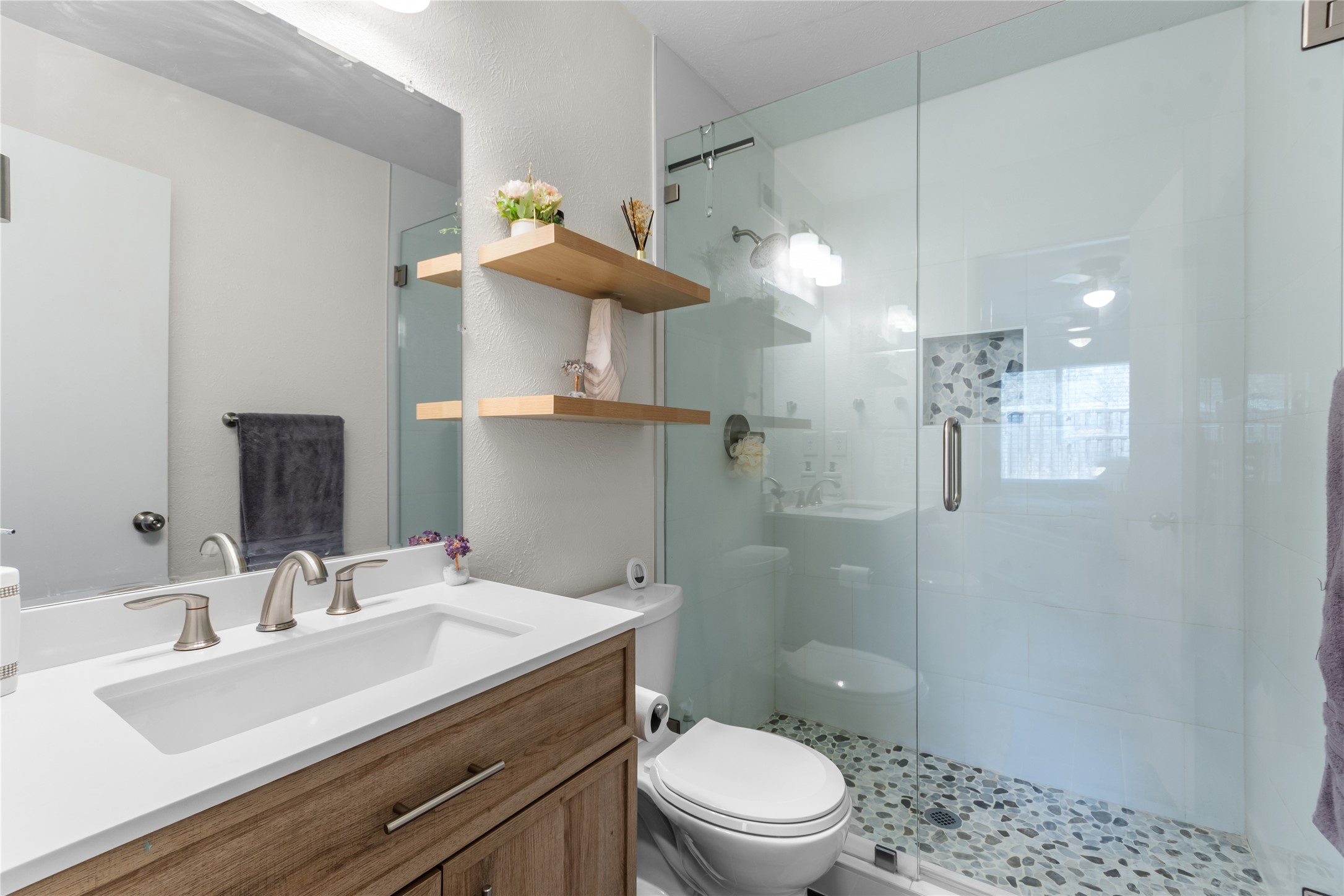 7500 Independence Drive