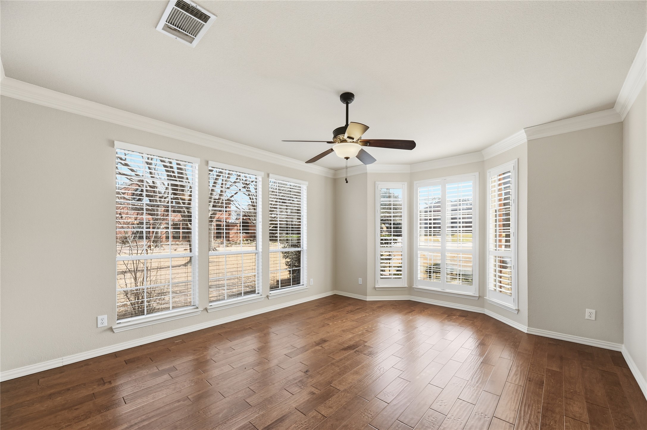 303 Chestnut Cove Circle