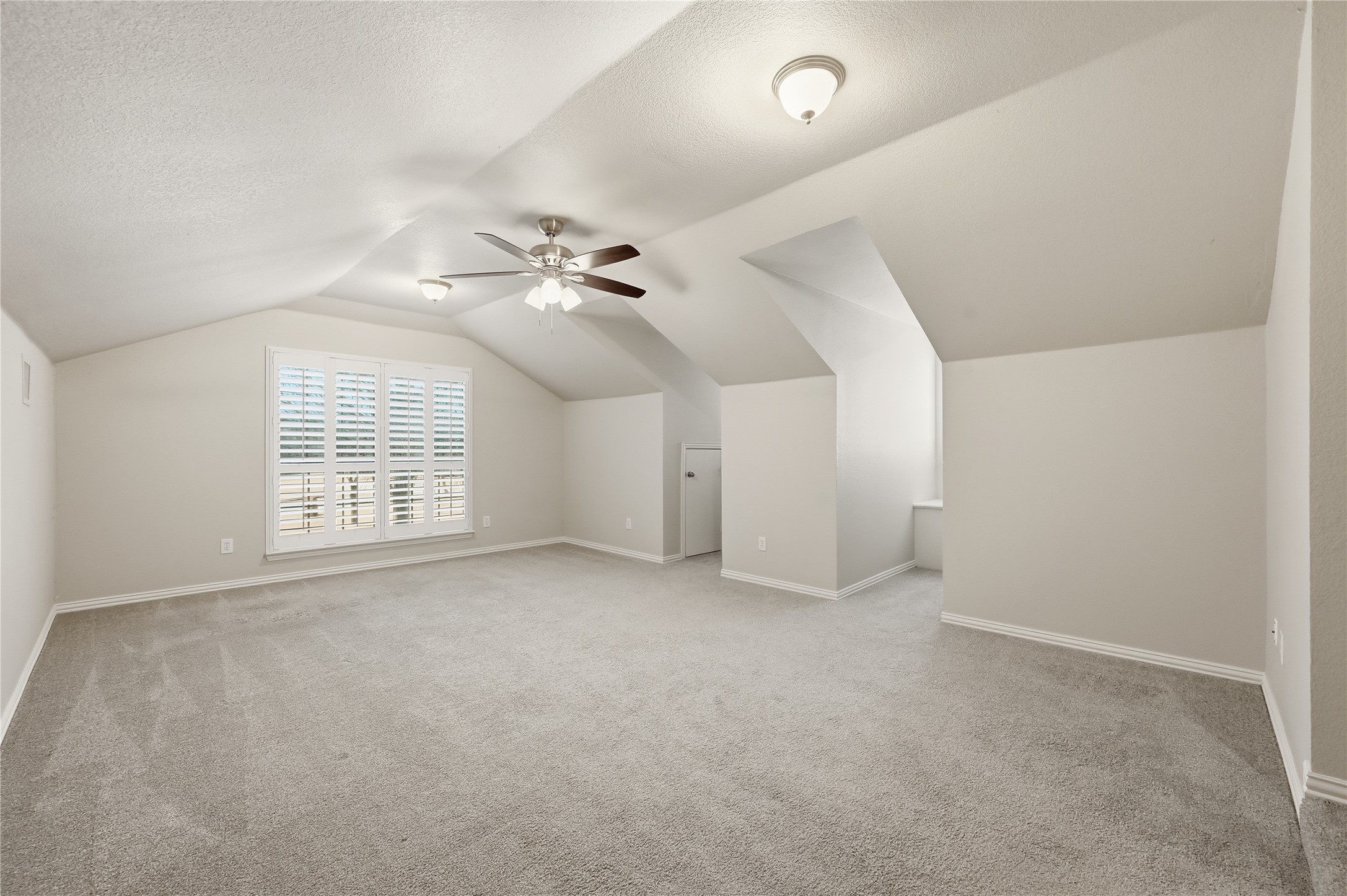 303 Chestnut Cove Circle