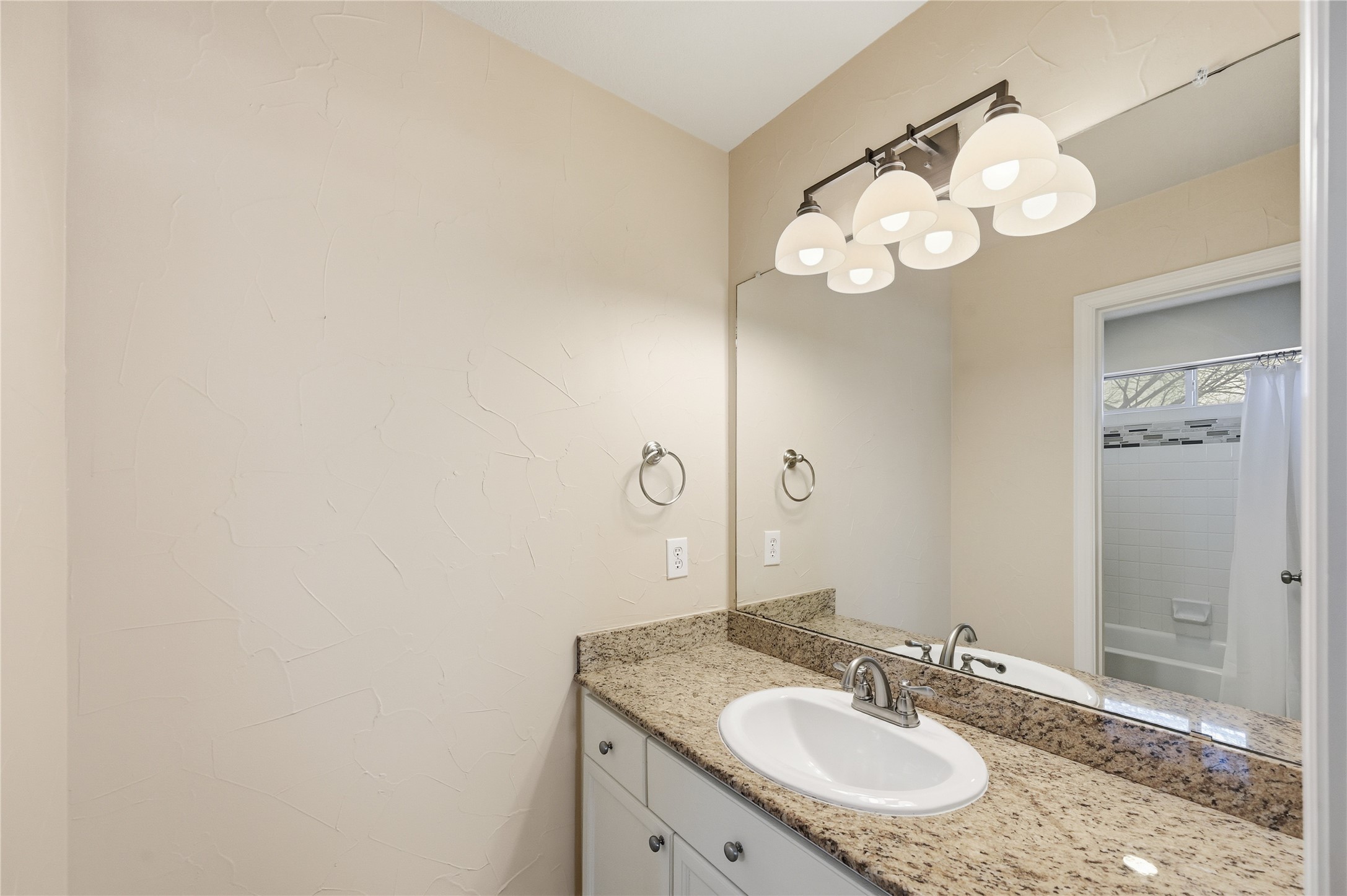 303 Chestnut Cove Circle