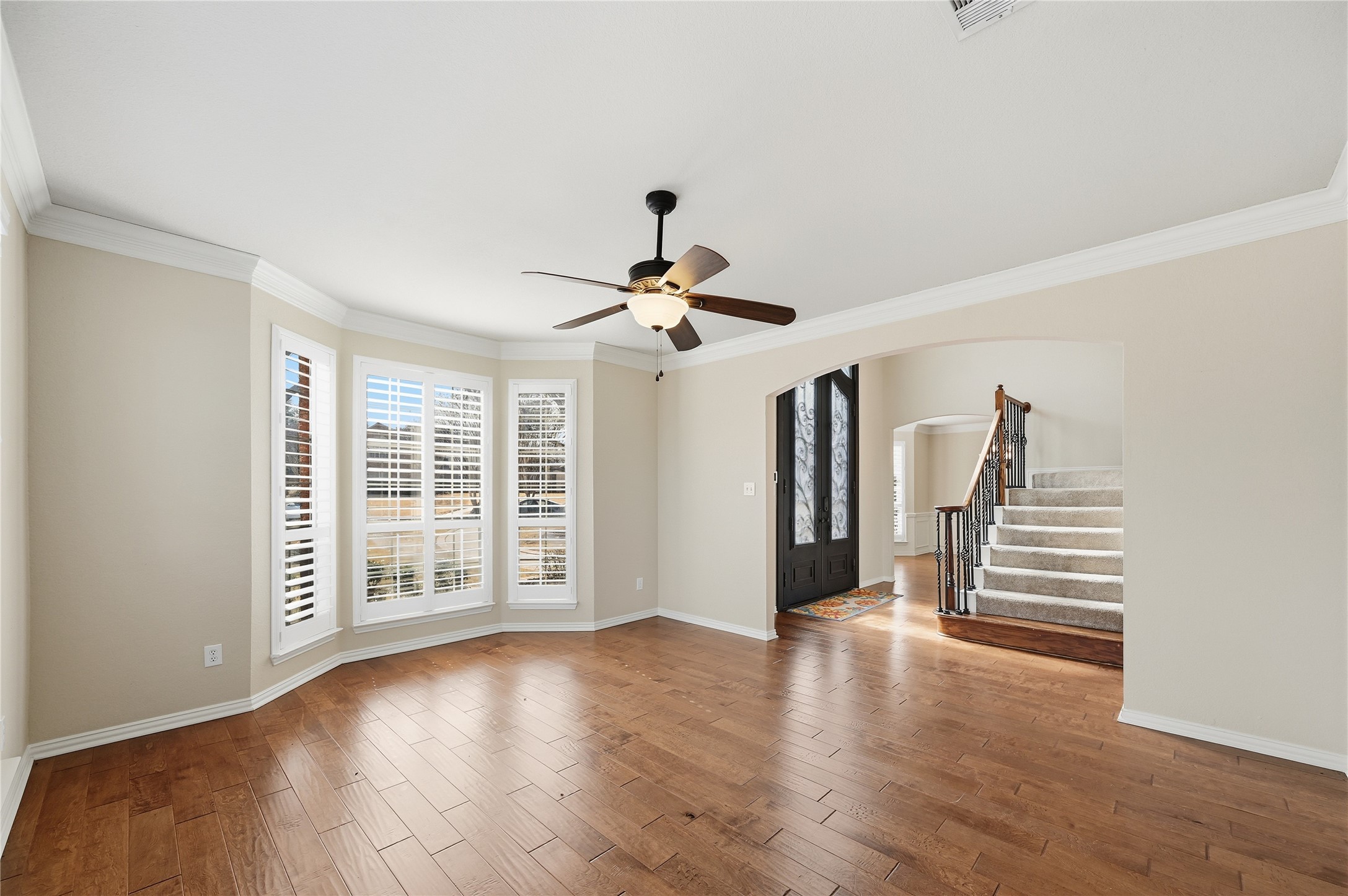 303 Chestnut Cove Circle